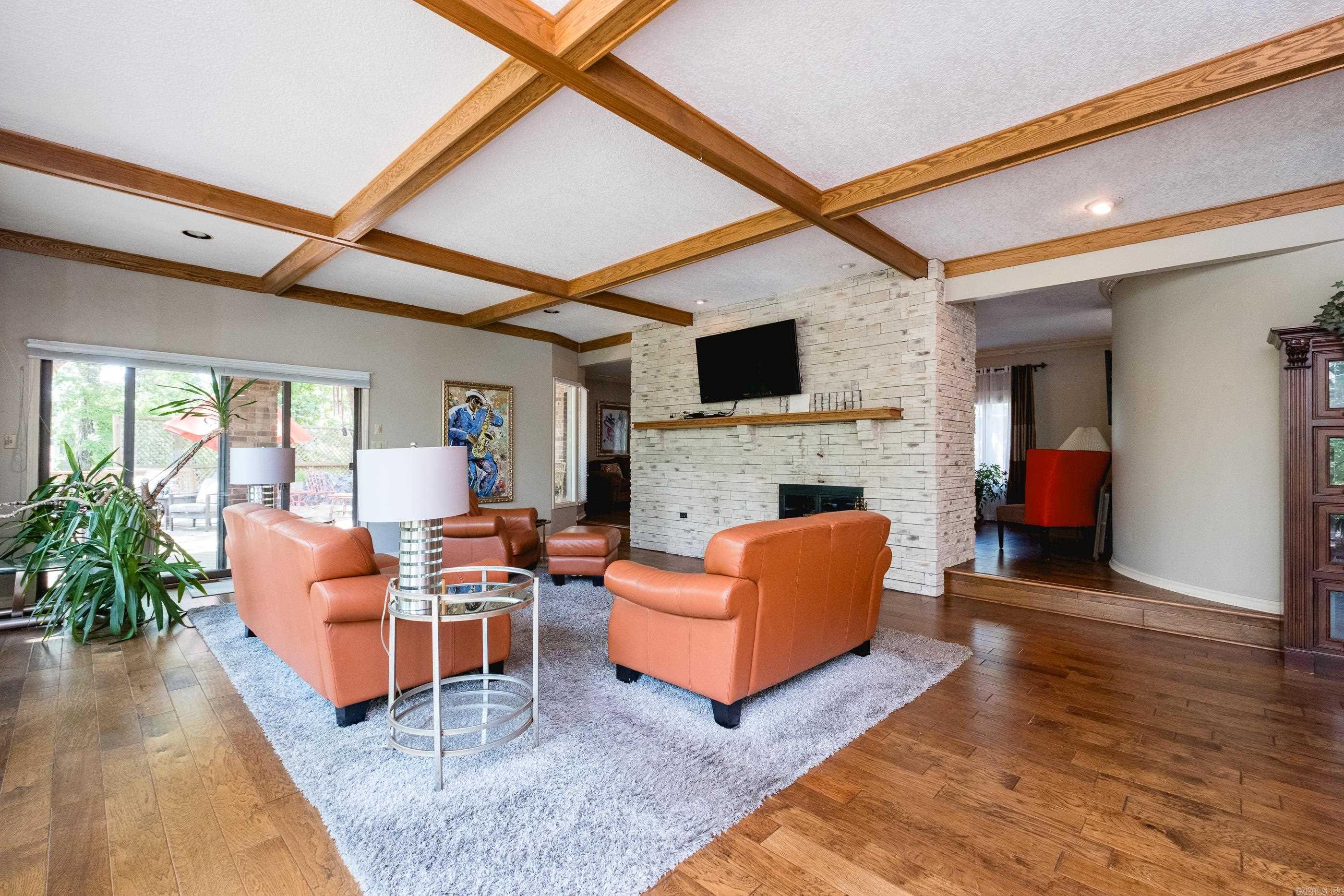 13505 Saddle Hill Drive Property Photo 9
