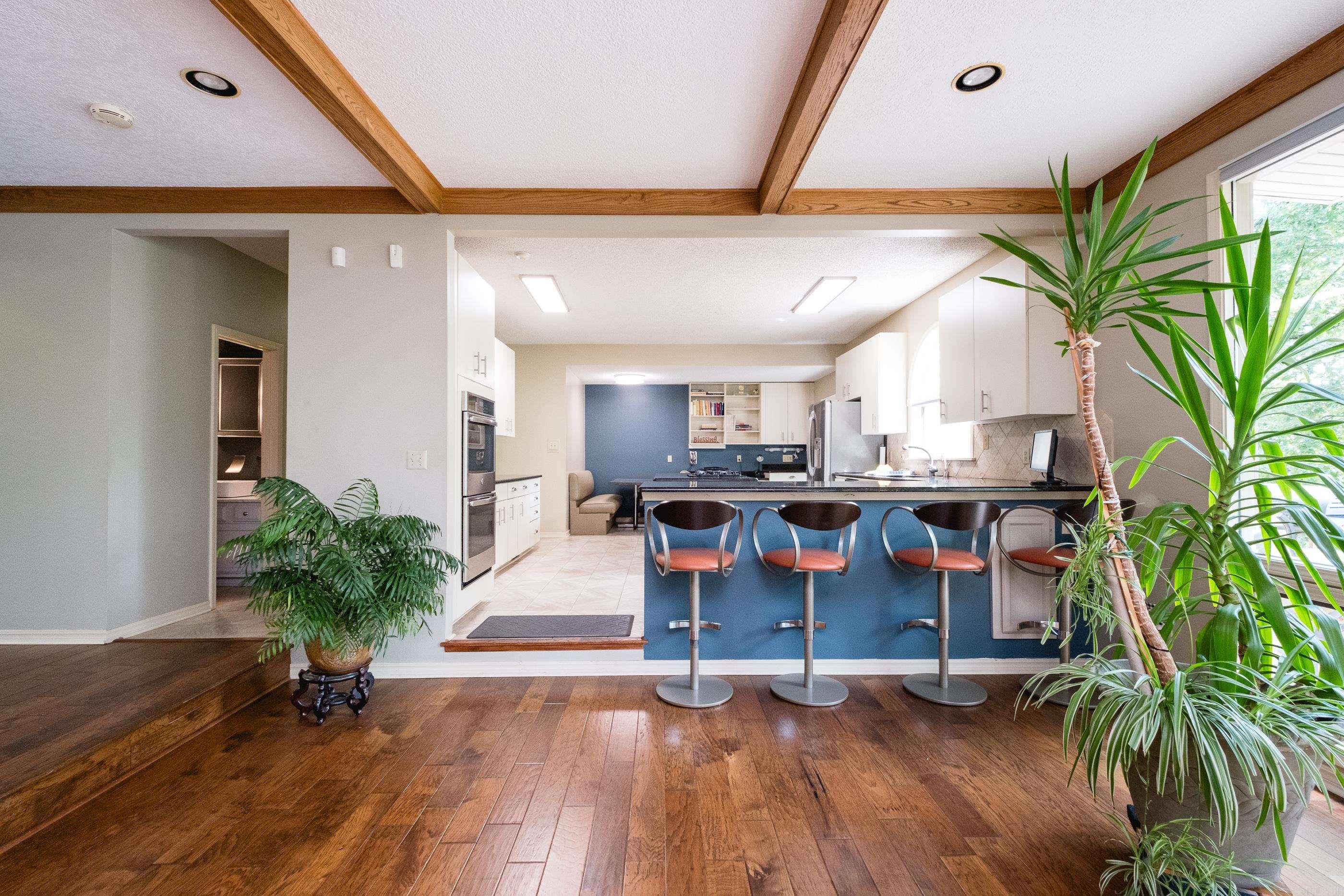 13505 Saddle Hill Drive Property Photo 13