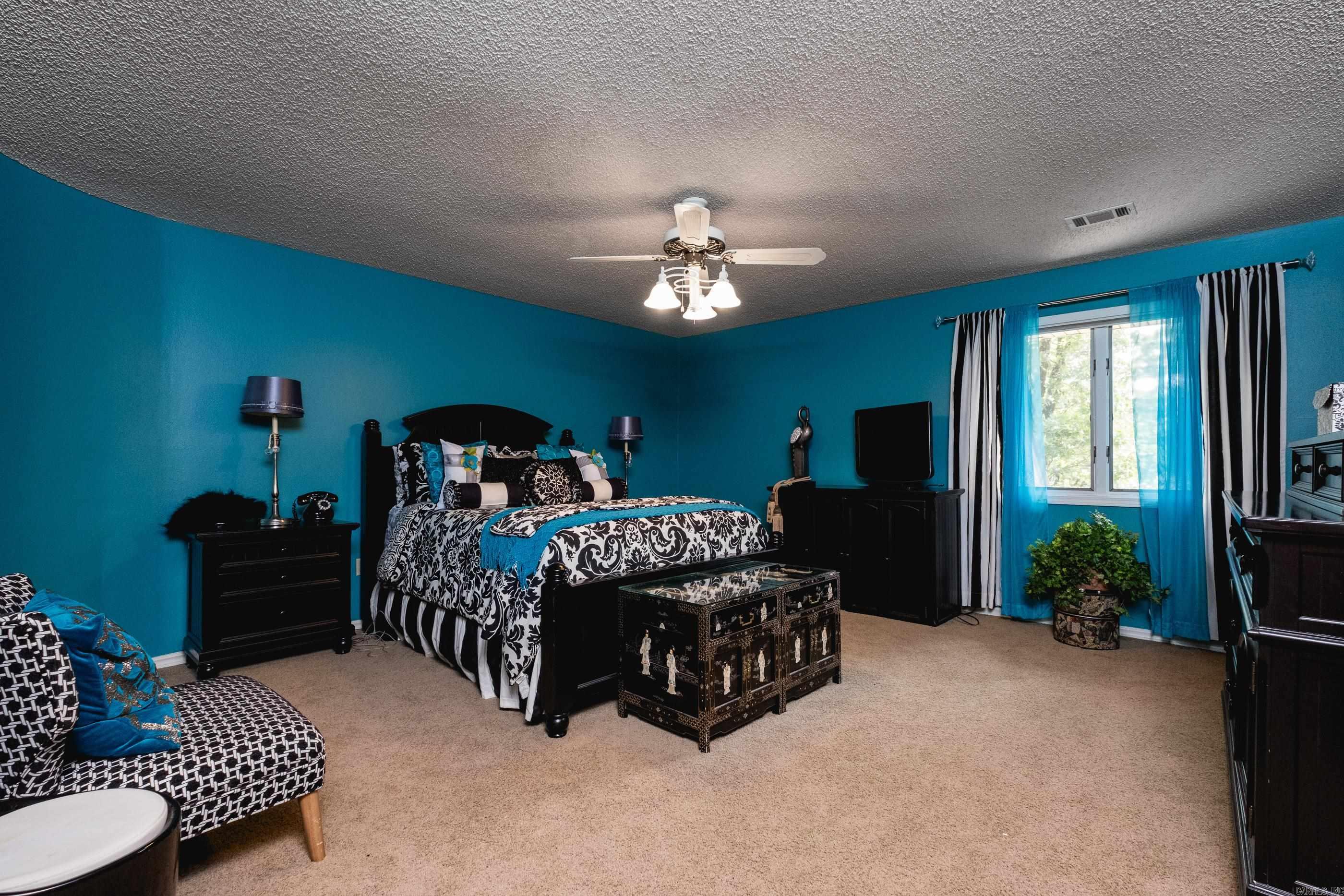 13505 Saddle Hill Drive Property Photo 26