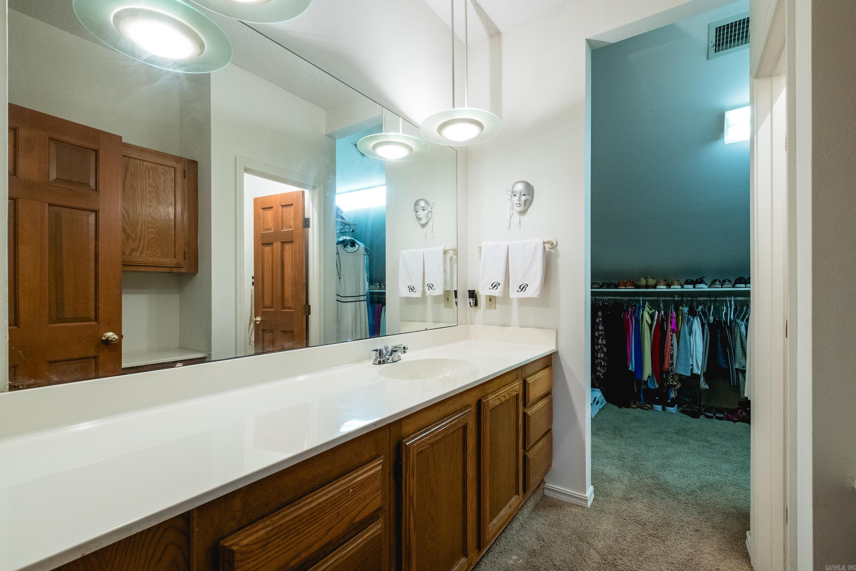 13505 Saddle Hill Drive Property Photo 31