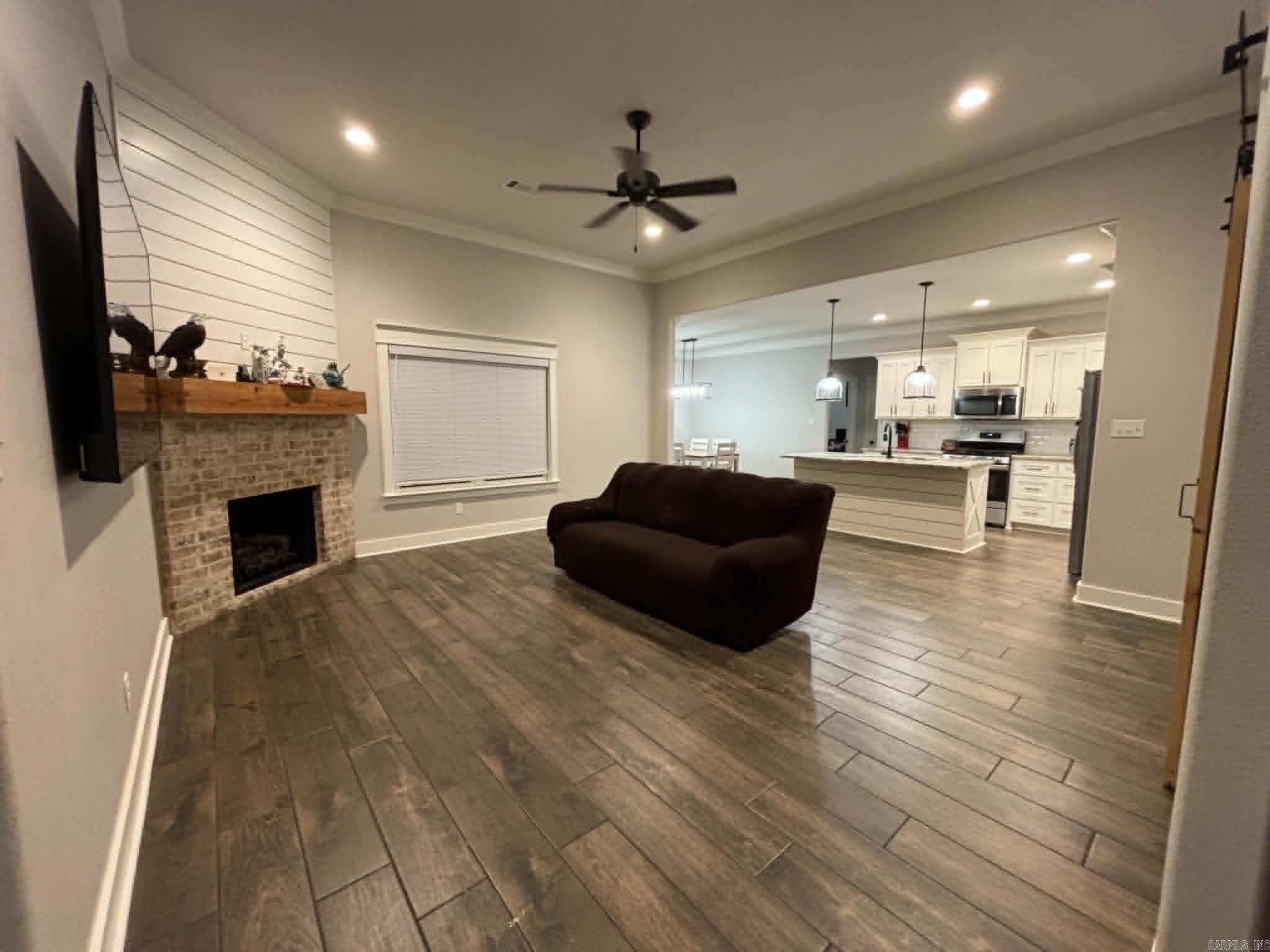 8874 Wingate Property Photo 3