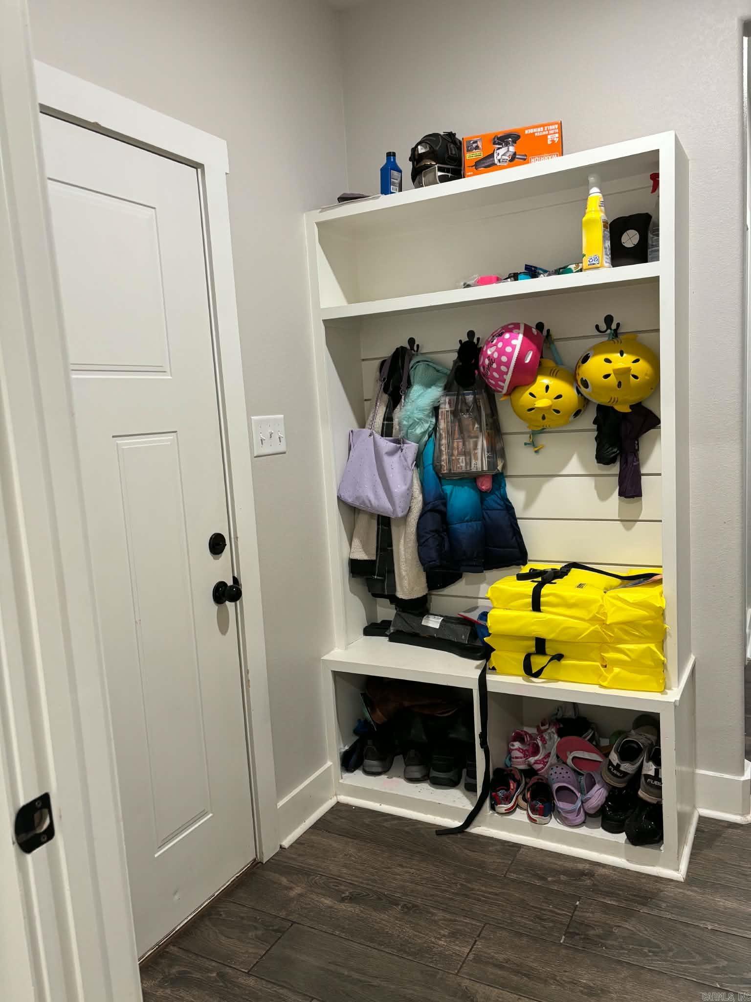8874 Wingate Property Photo 16