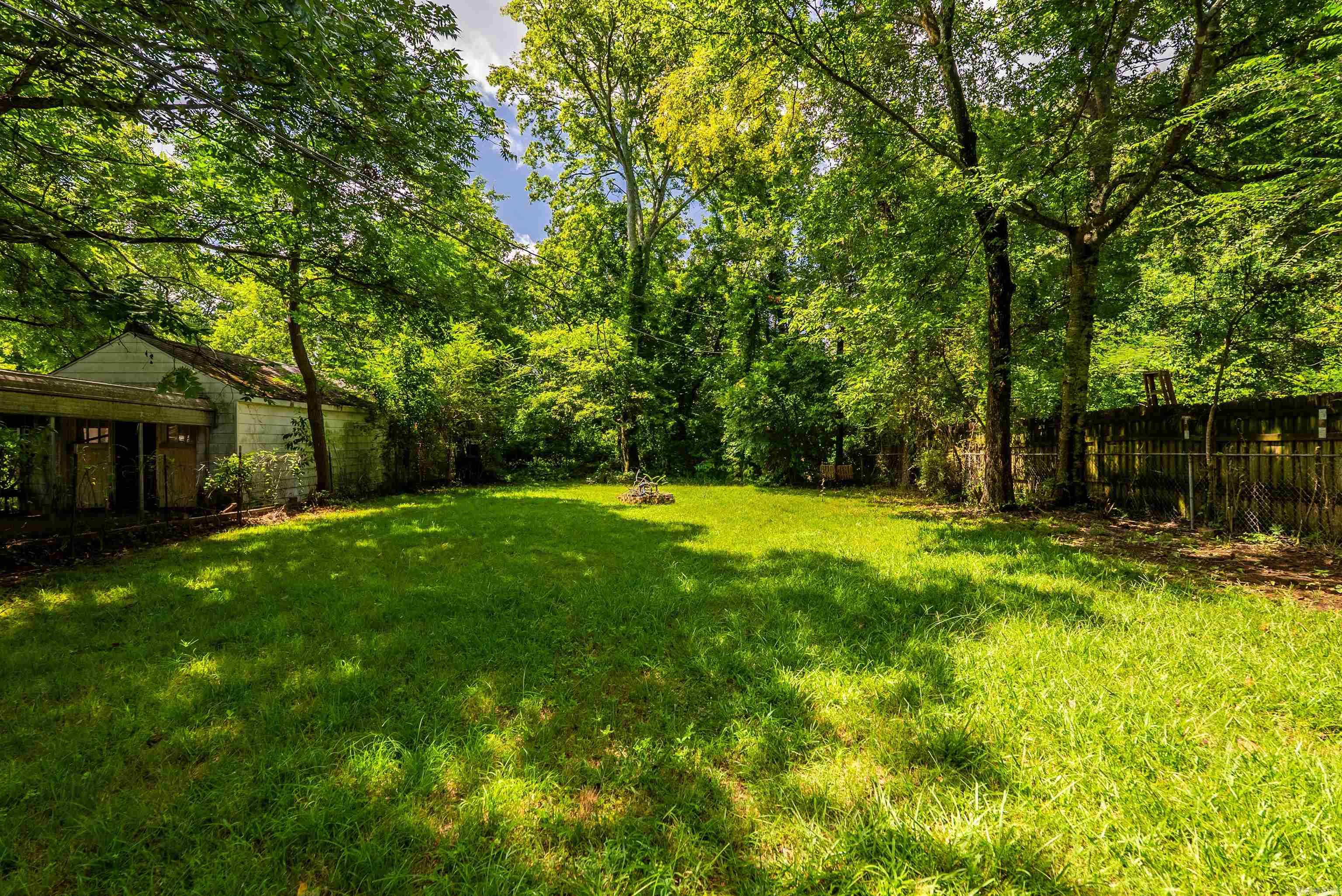 5617 Lee Property Photo 5
