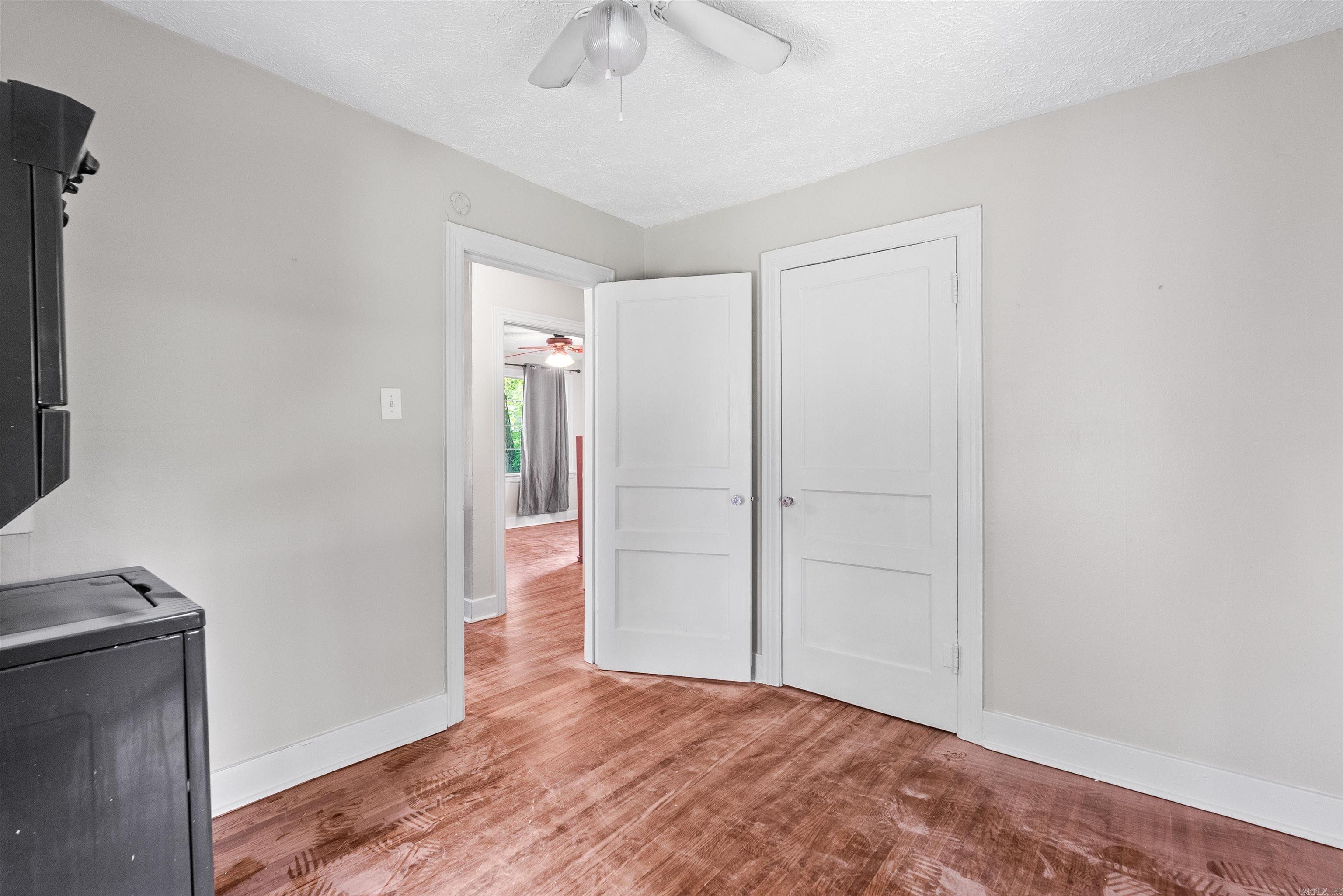 5617 Lee Property Photo 17