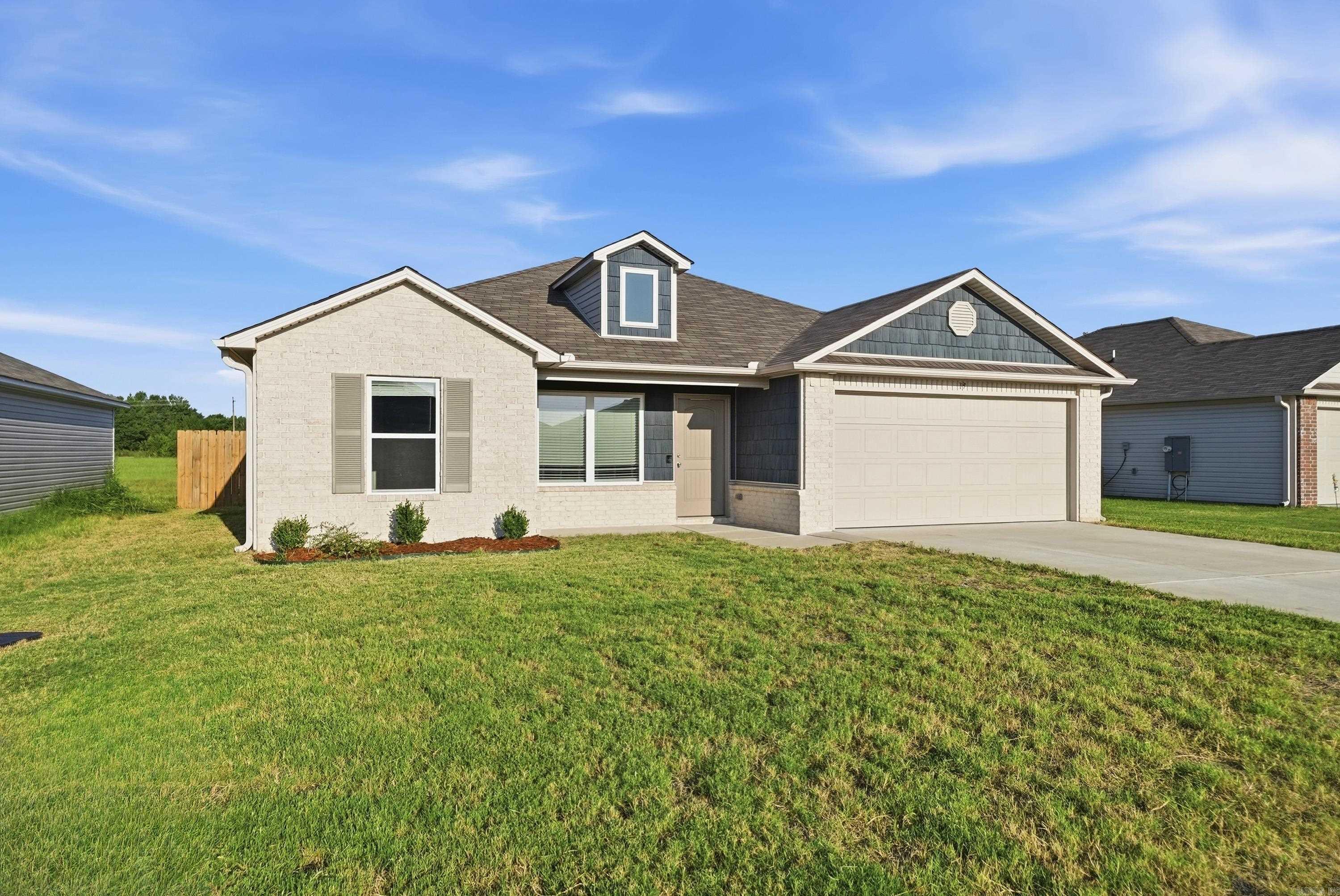 19 Farmhouse Circle Property Photo 2