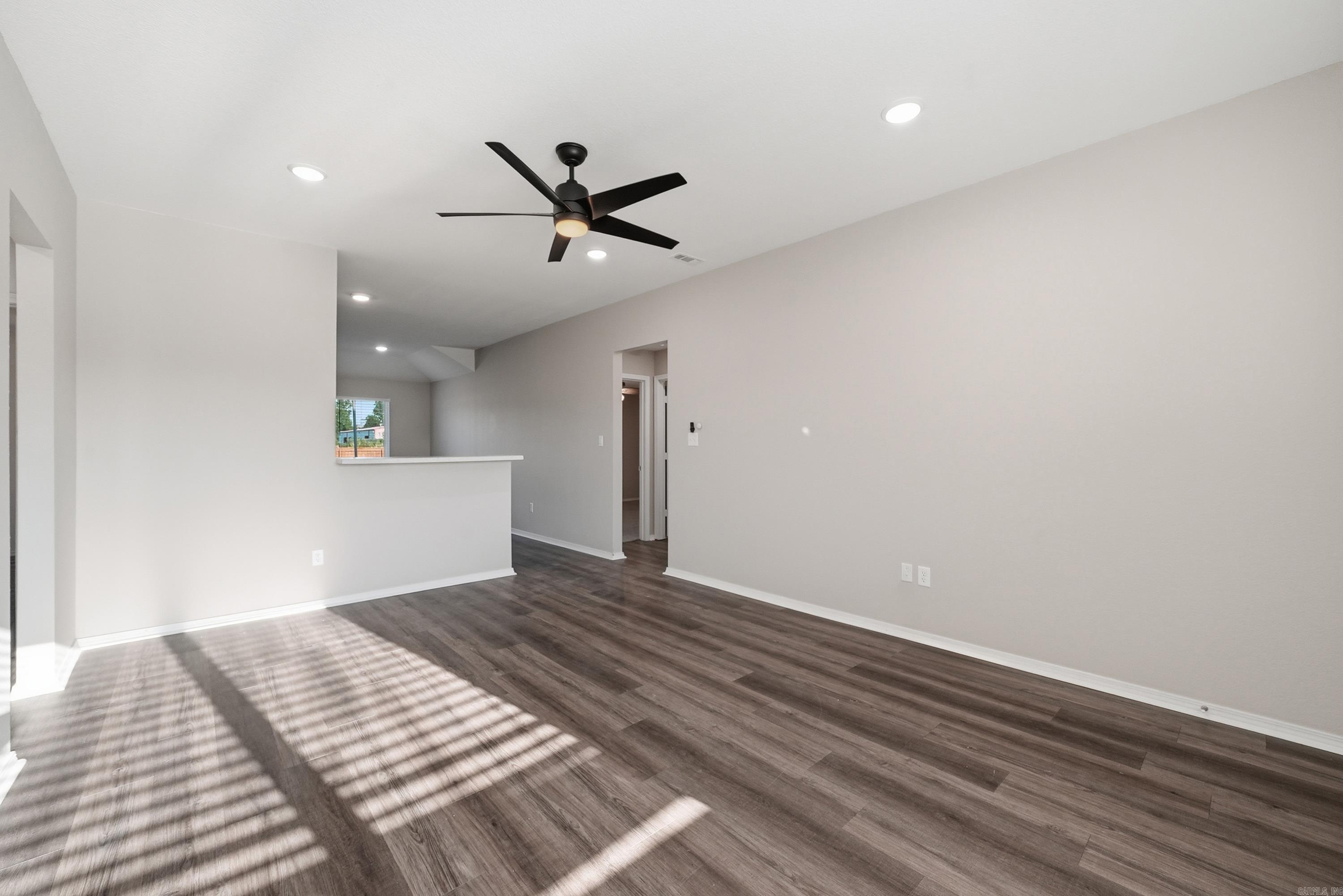19 Farmhouse Circle Property Photo 8