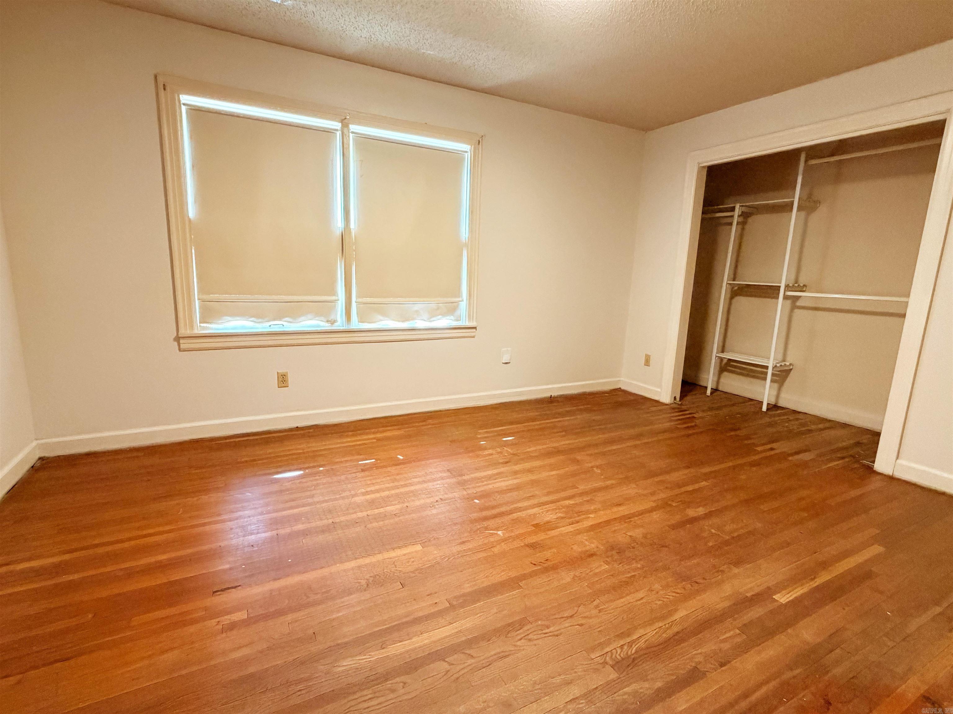 303 E Conway Street Property Photo 14