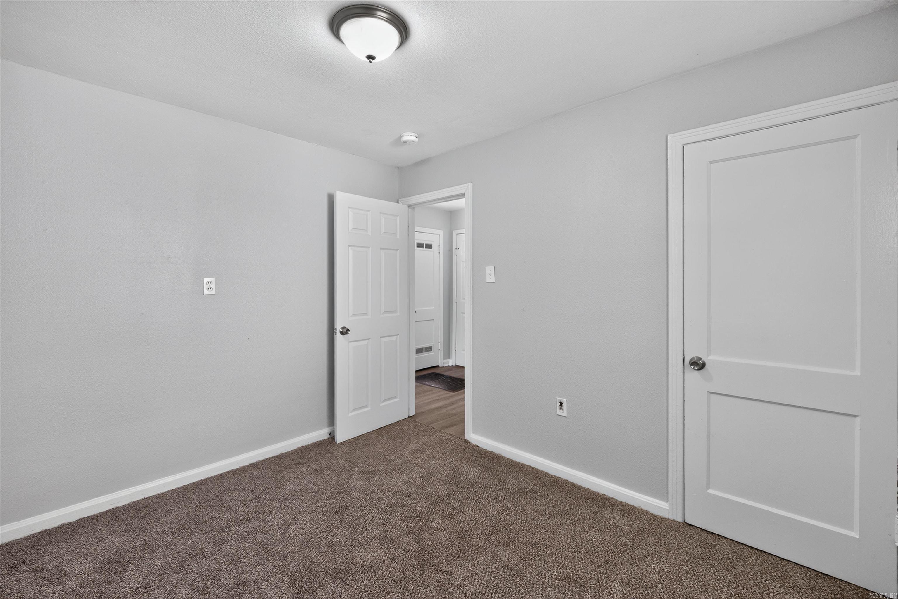 306 W 51st Street Property Photo 4