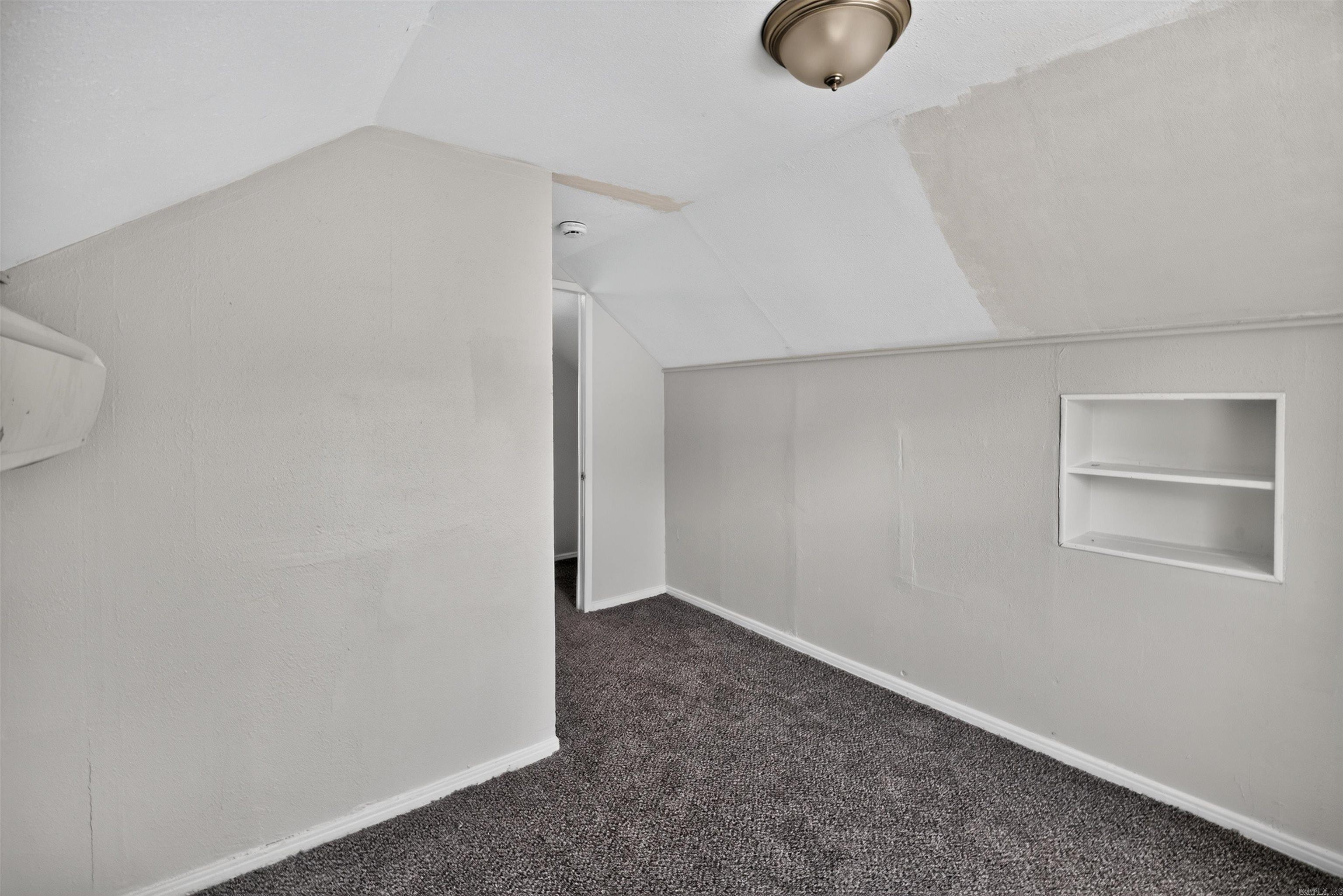 306 W 51st Street Property Photo 16