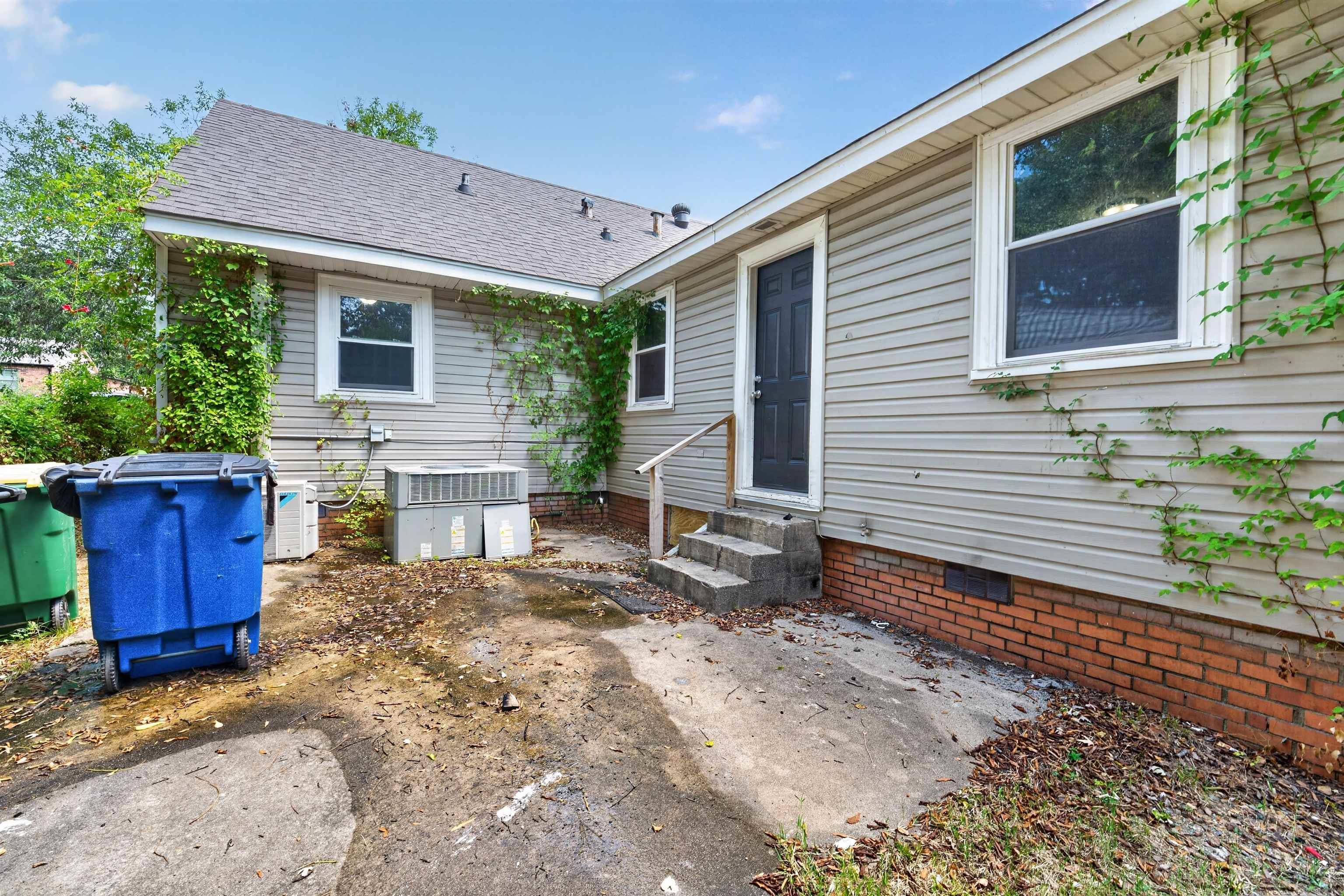 306 W 51st Street Property Photo 26