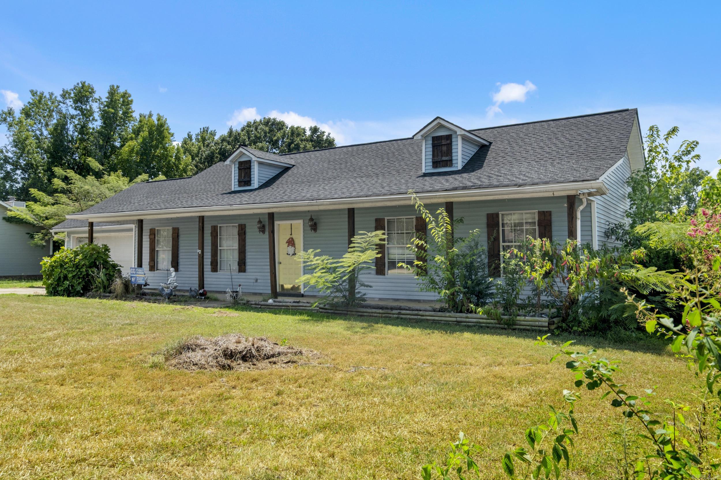 15 Clinton Court Property Photo 2