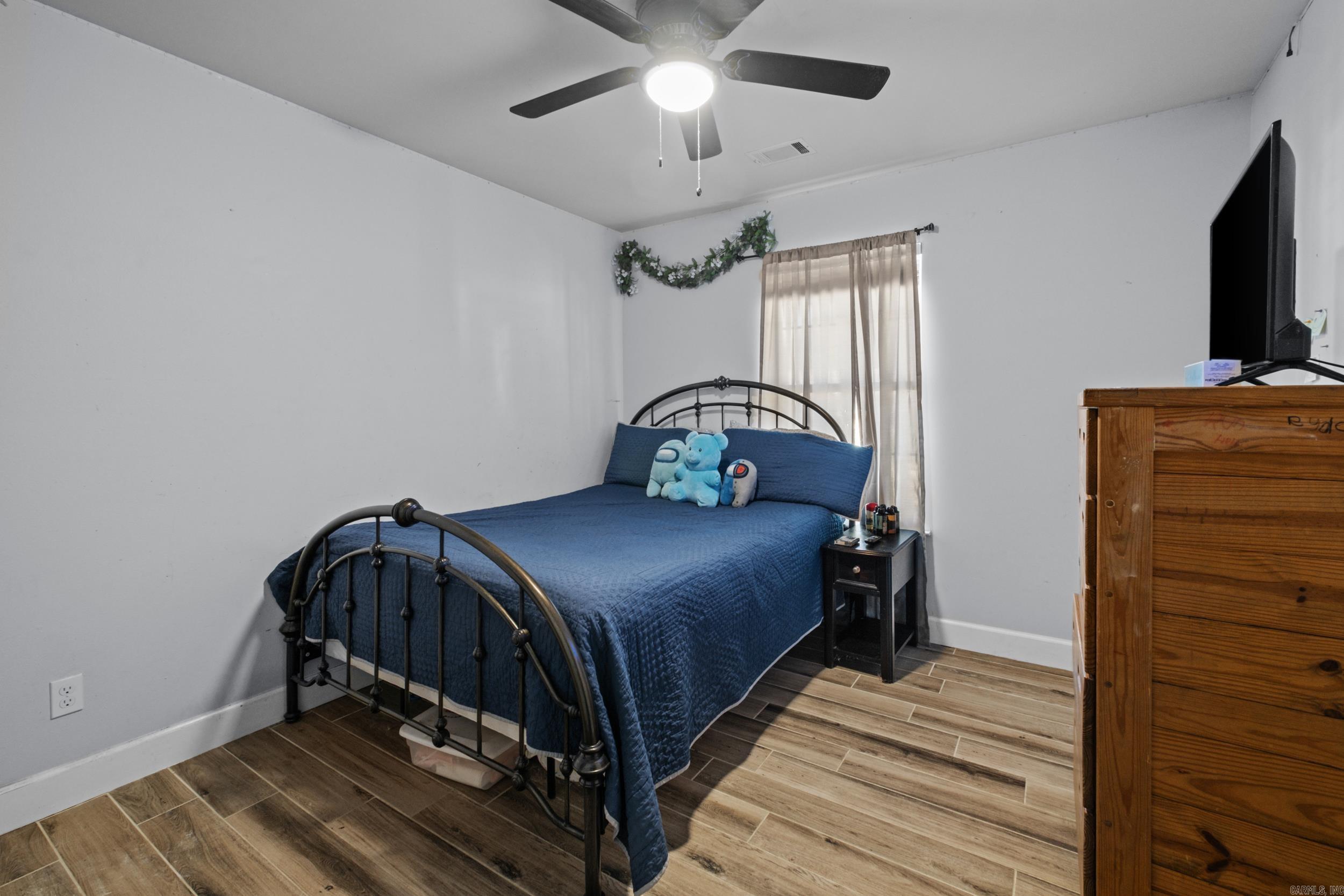 15 Clinton Court Property Photo 18