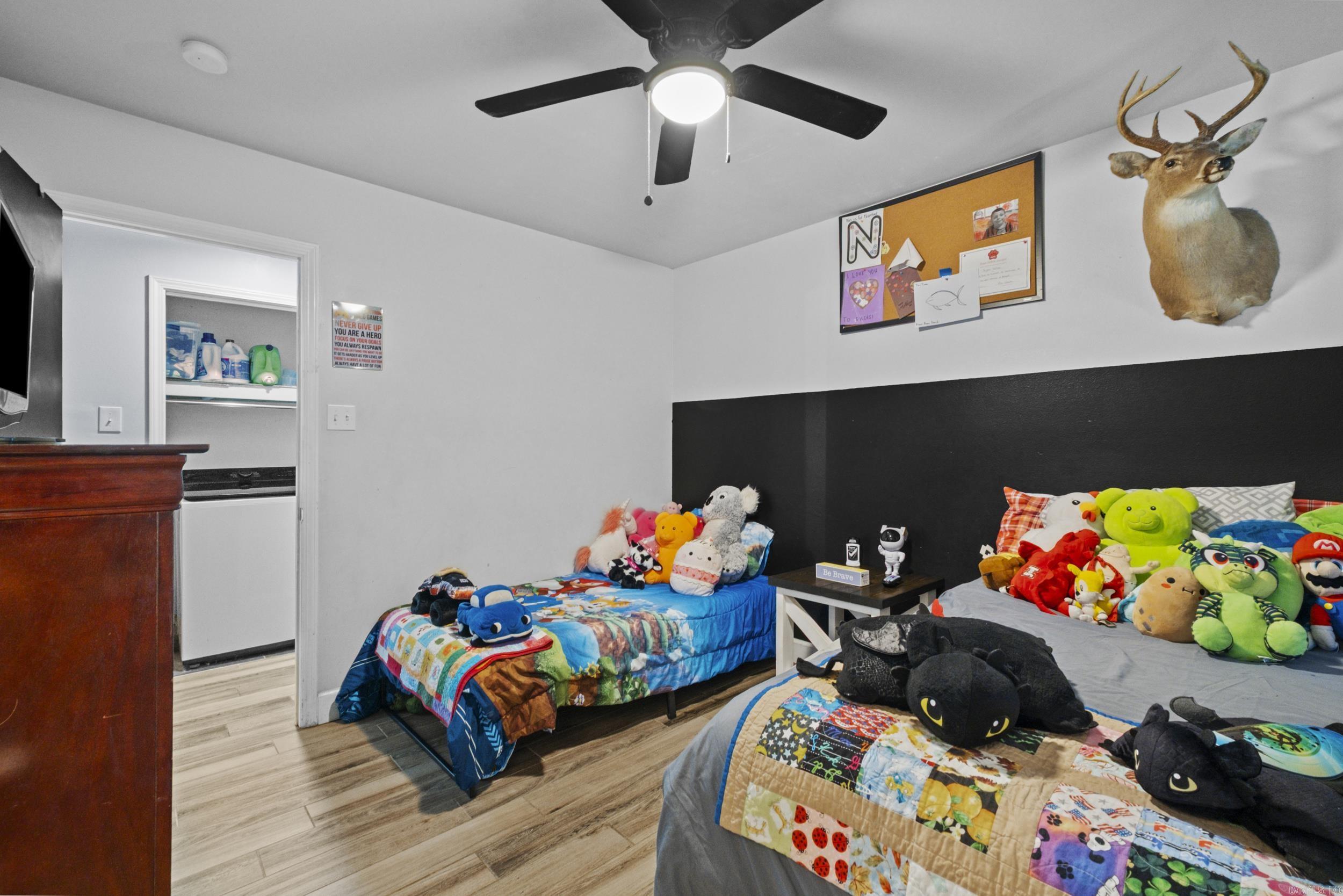 15 Clinton Court Property Photo 22