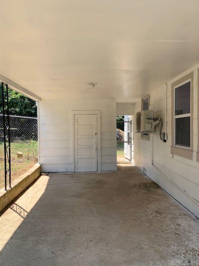665 W 3rd Property Photo 13