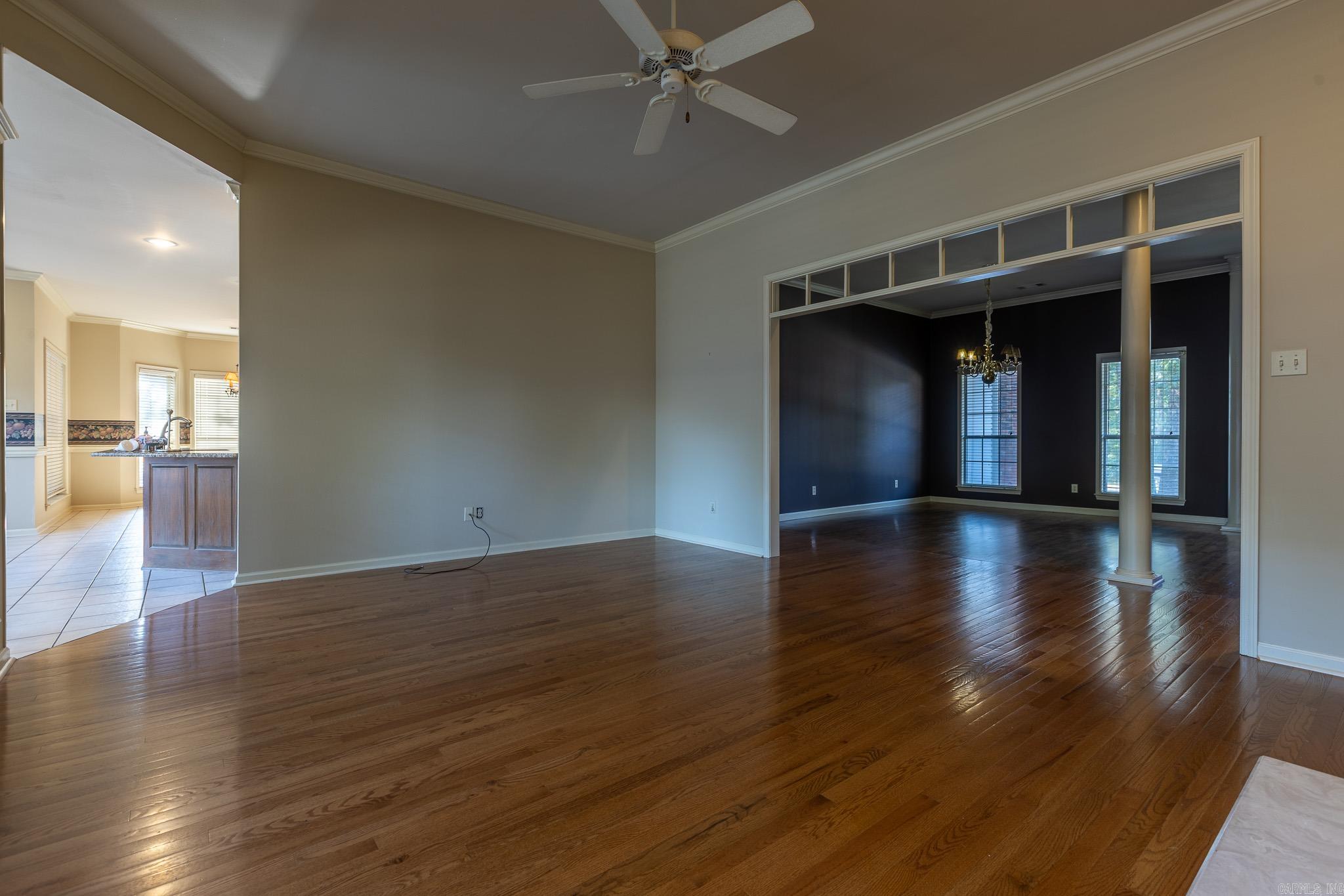 6100 Cypress Creek Drive Property Photo 9