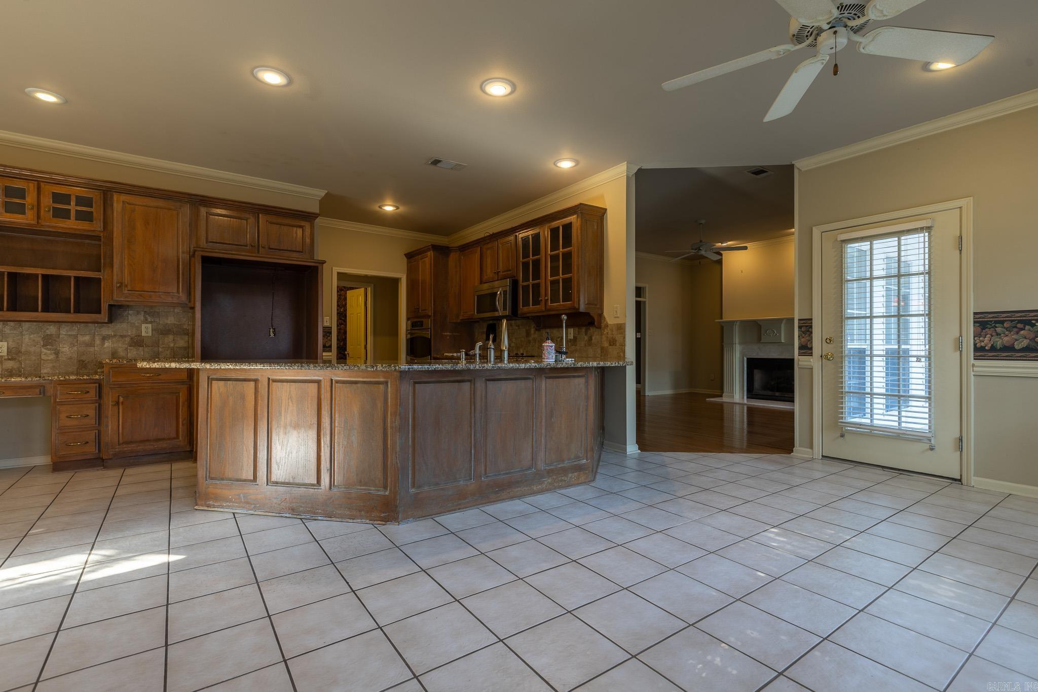 6100 Cypress Creek Drive Property Photo 13