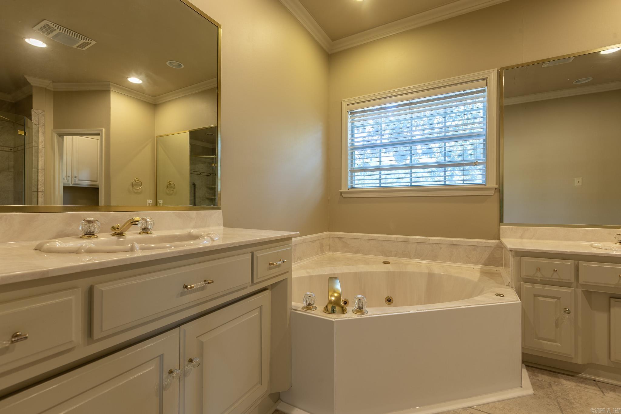 6100 Cypress Creek Drive Property Photo 26