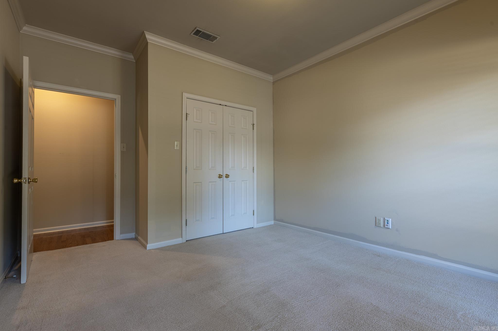 6100 Cypress Creek Drive Property Photo 28