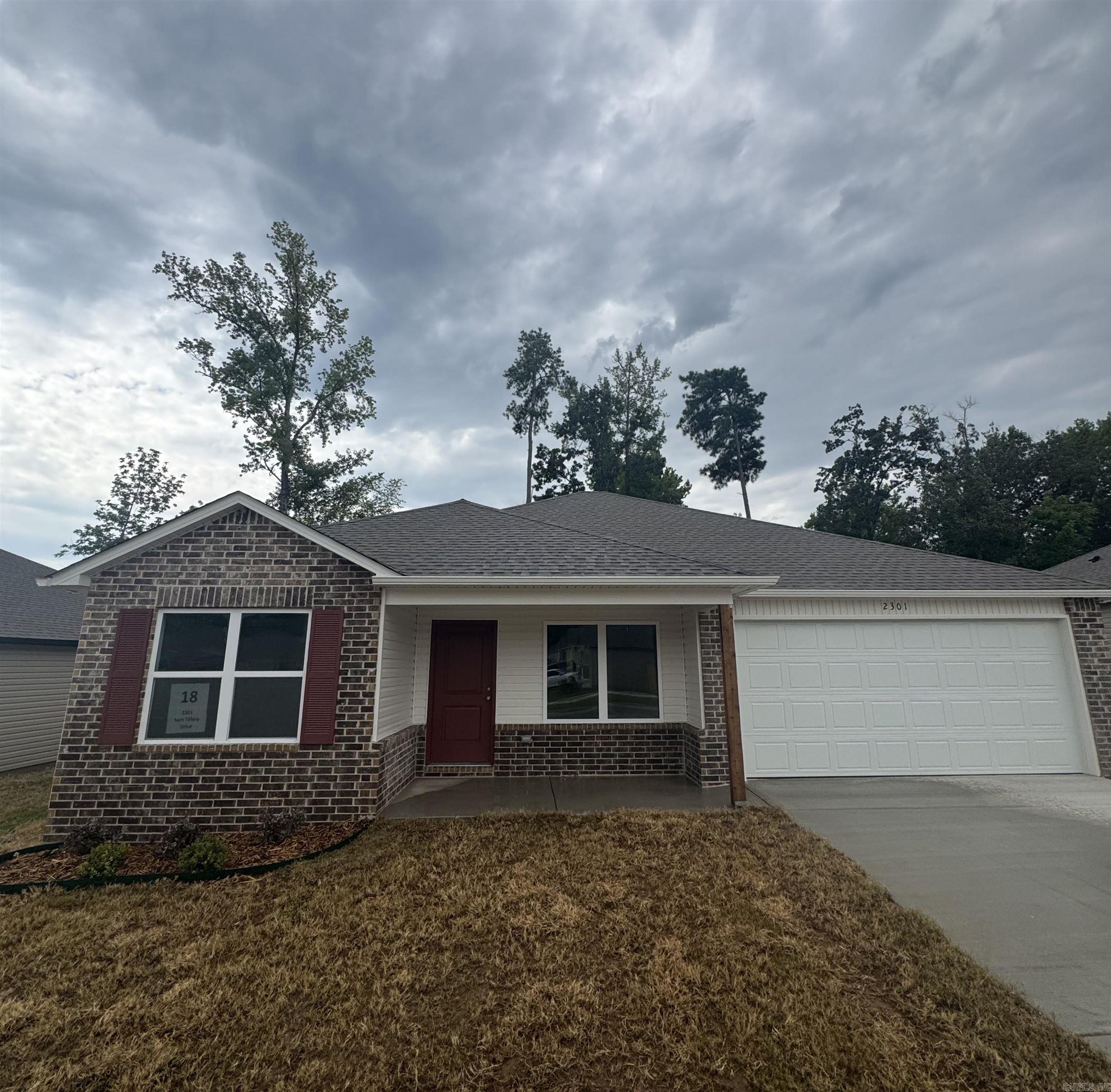 2301 Sam Tillery Drive Property Photo 1
