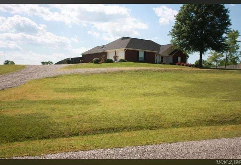 115 Stone Lake Road Property Photo 3