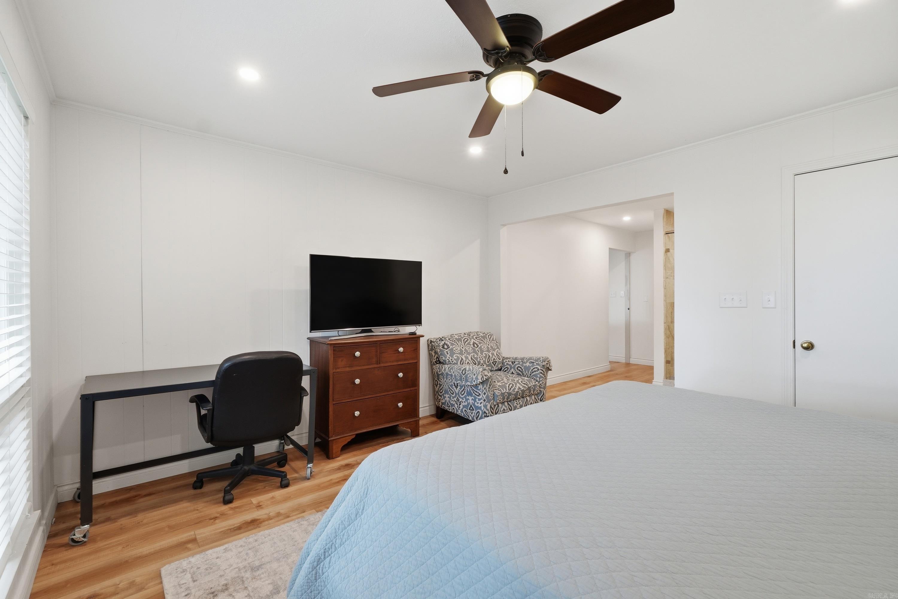 211 Chelsea Drive Property Photo 32