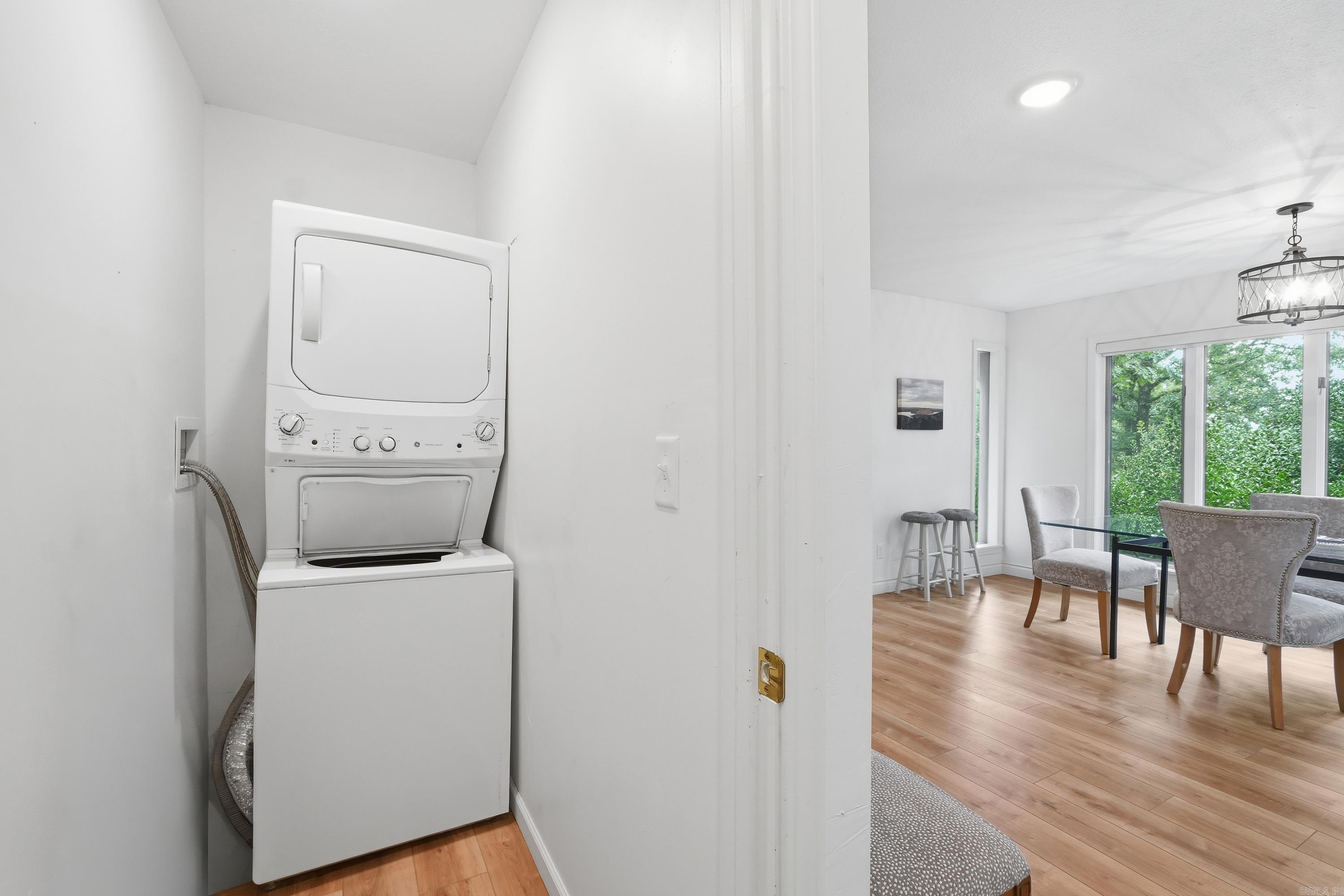 211 Chelsea Drive Property Photo 35