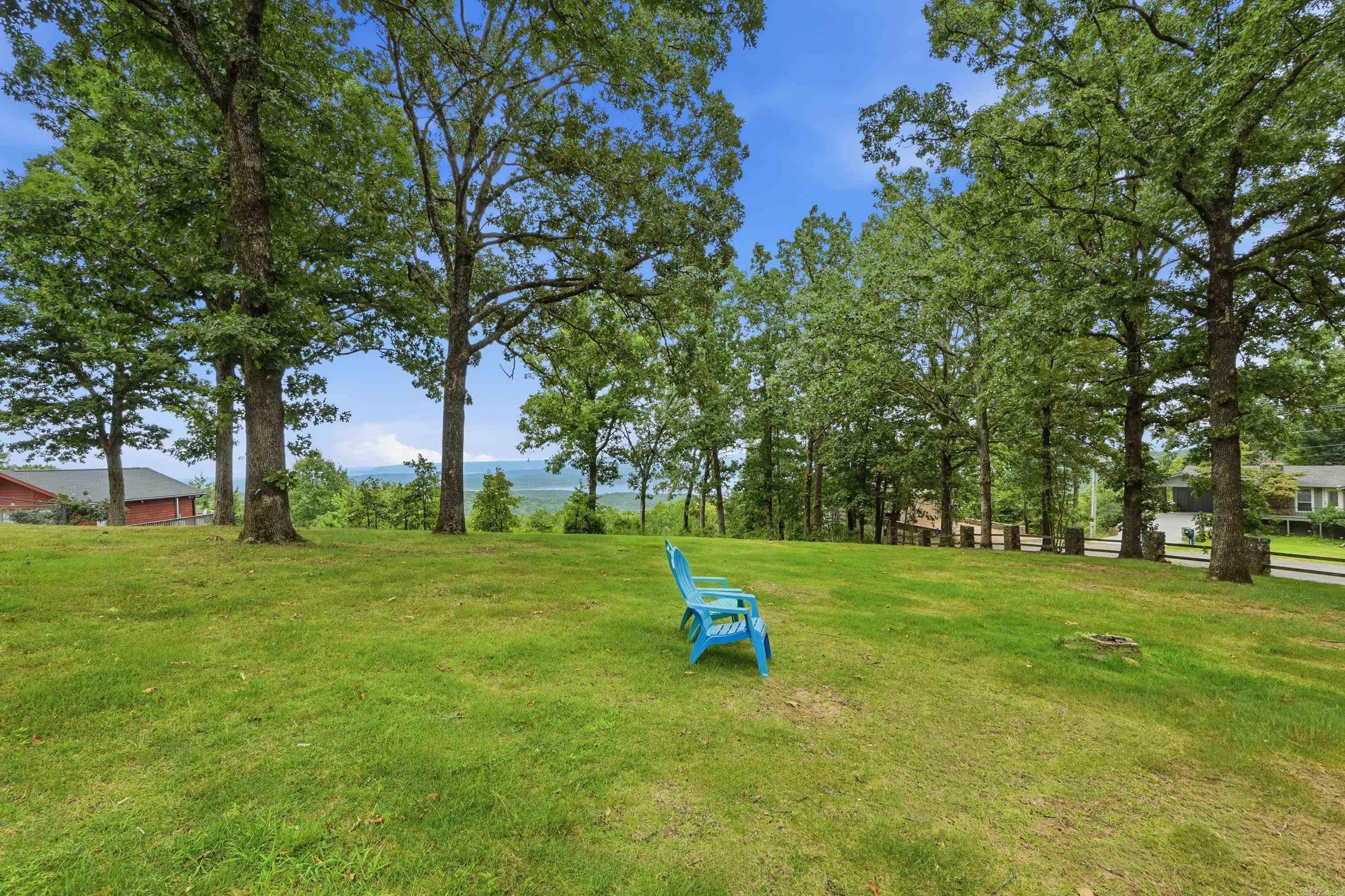 211 Chelsea Drive Property Photo 43