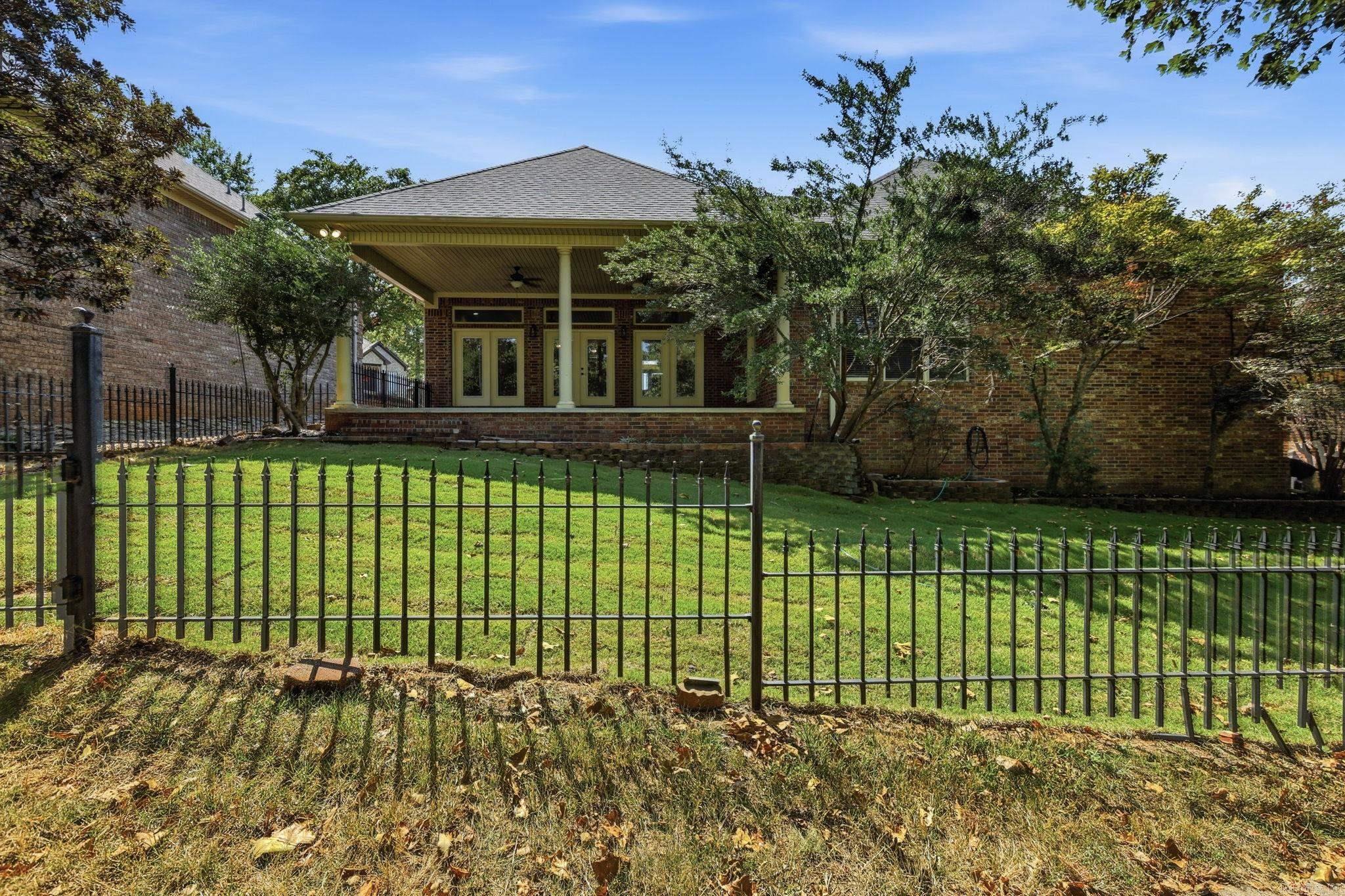 209 Cobblestone Drive Property Photo 40