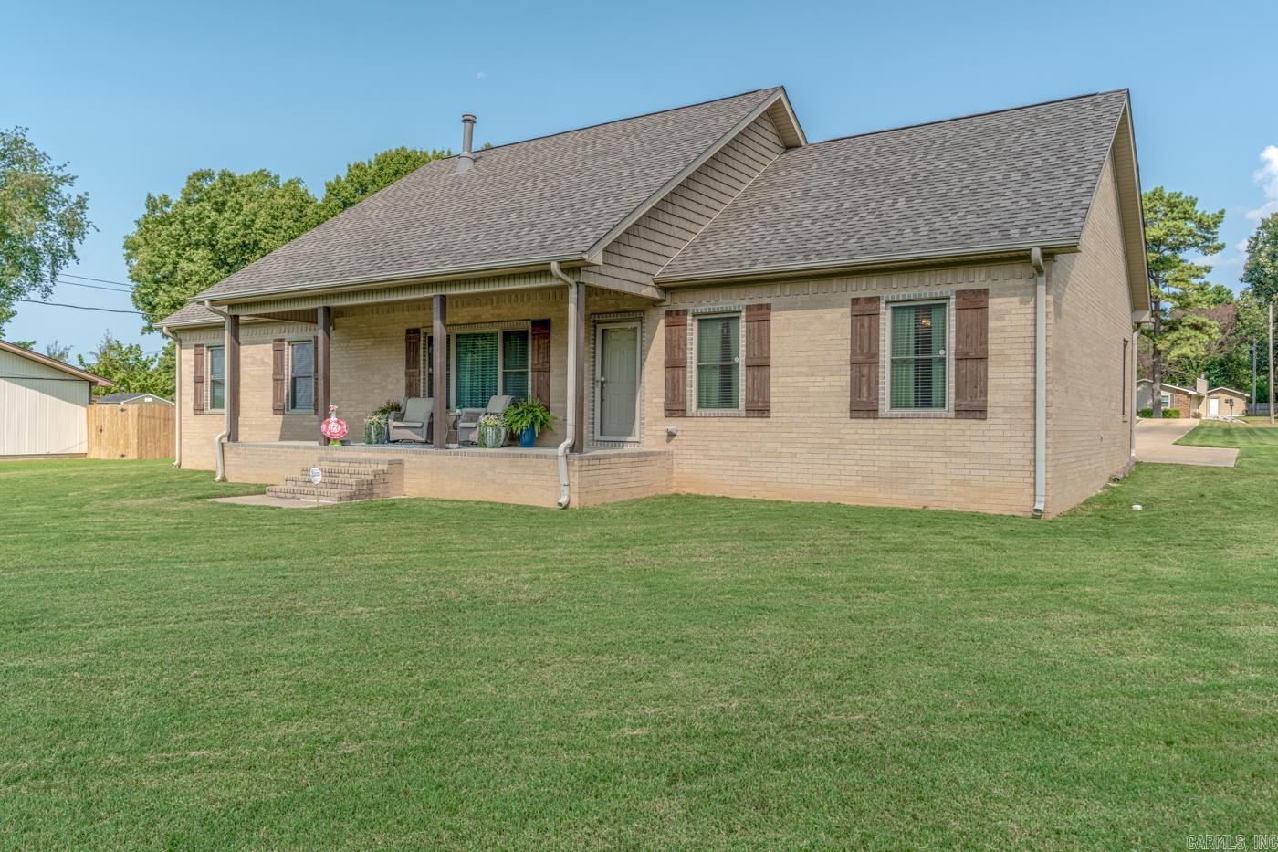 5306 Johnwood Drive Property Photo 6