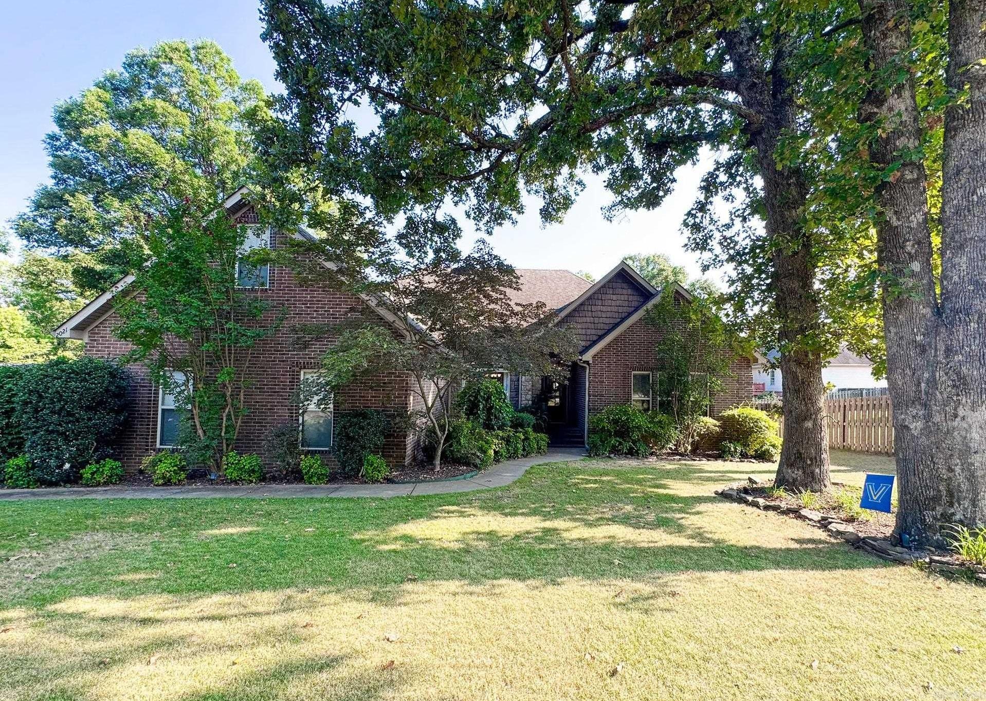 2021 Boundary Oaks Drive Property Photo 1