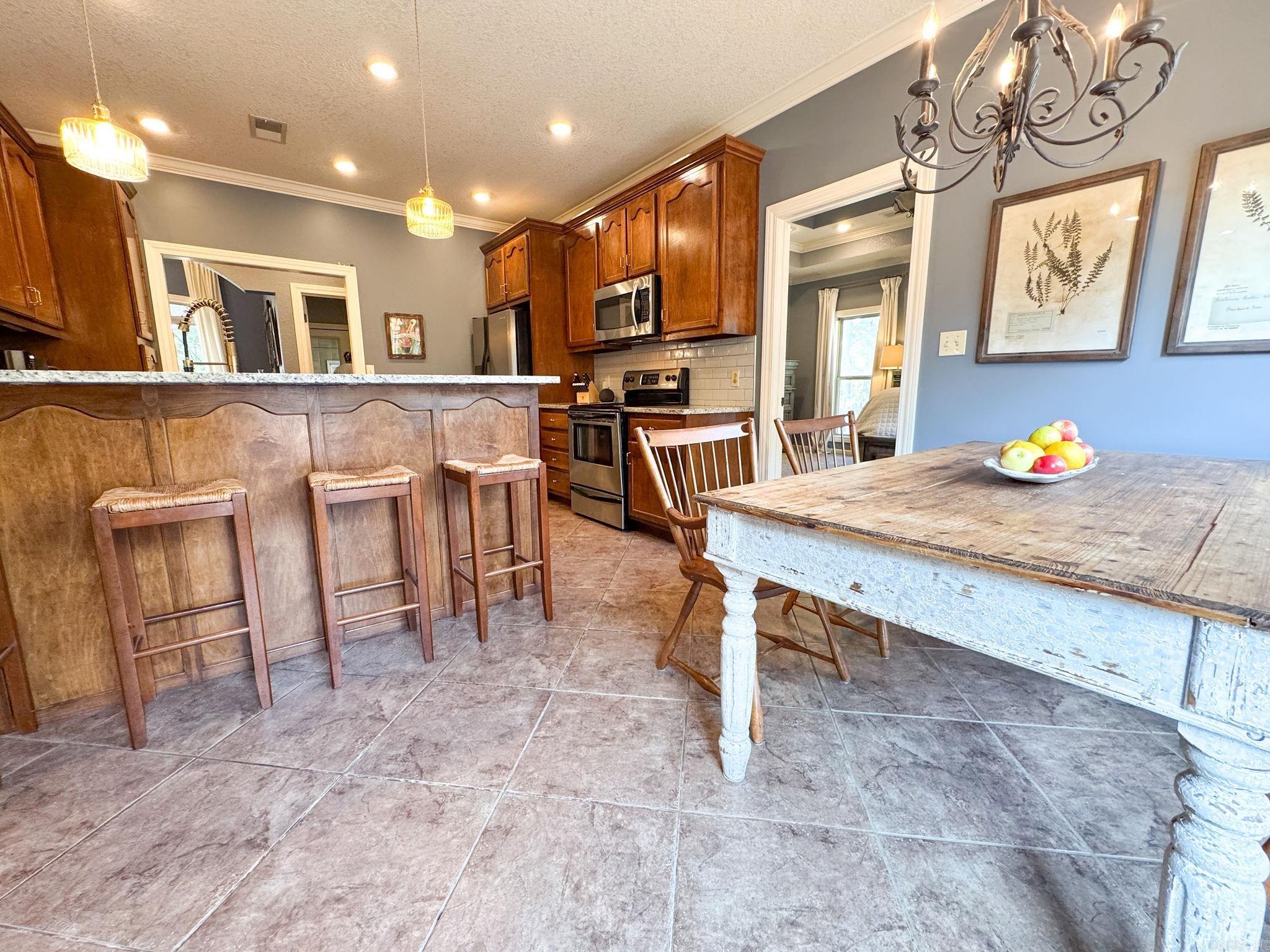 2021 Boundary Oaks Drive Property Photo 5