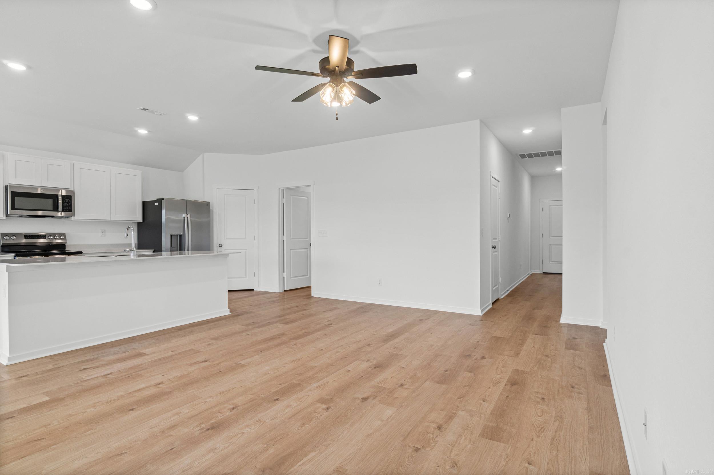 15152 Thompson Branch Trail Property Photo 6