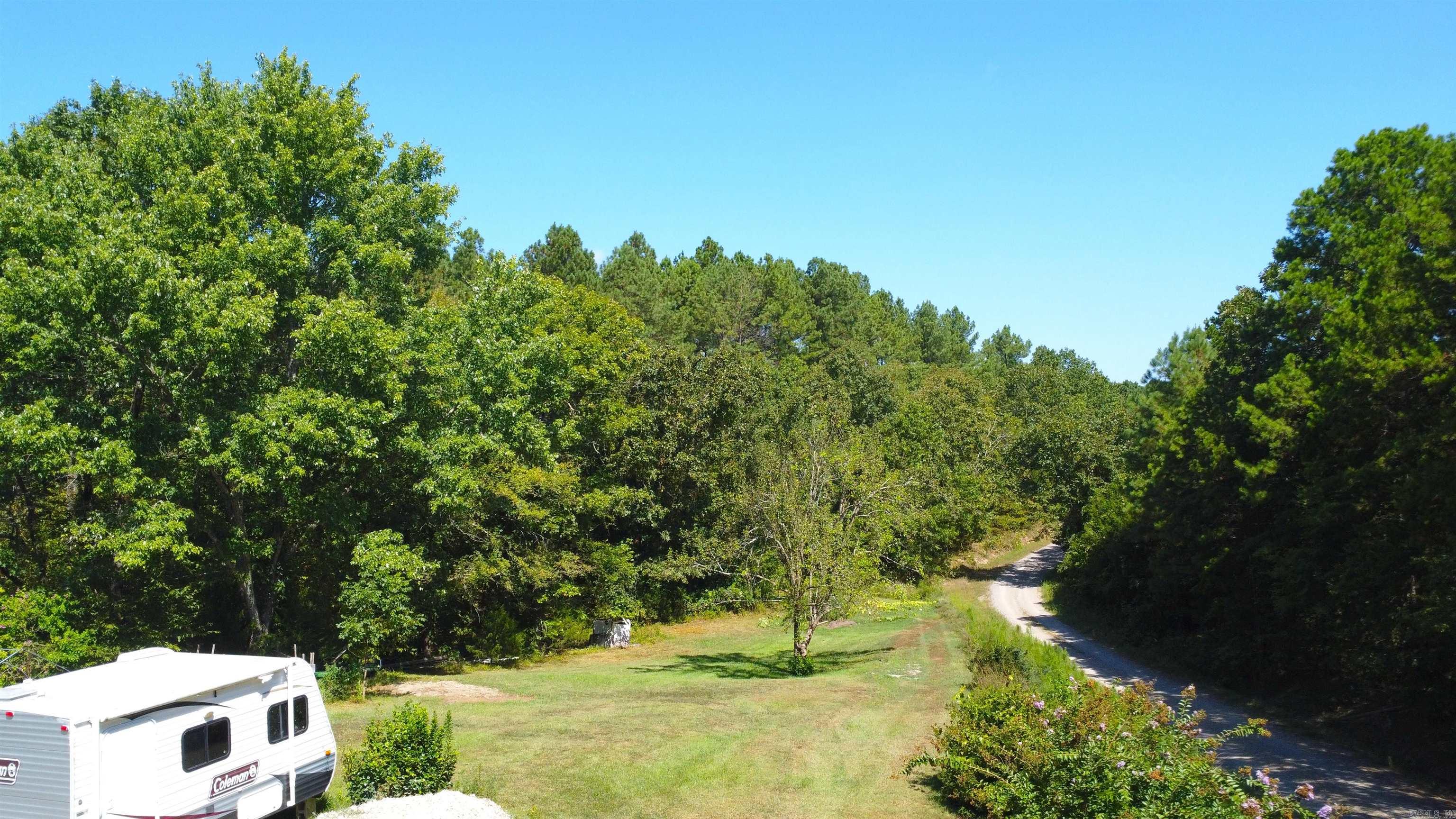 49 Bobby's Lane Property Photo 32