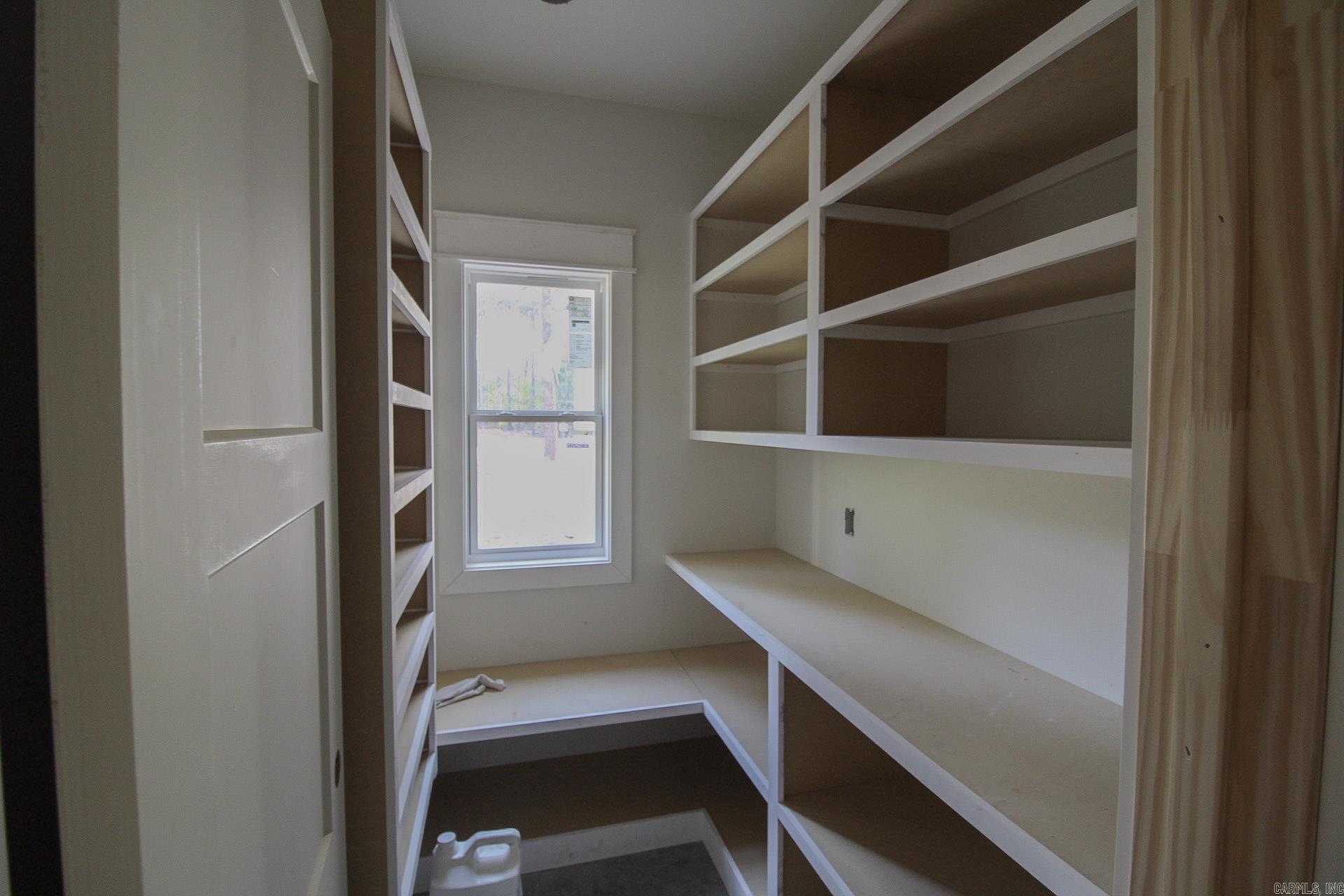 4675 College Avenue Property Photo 8