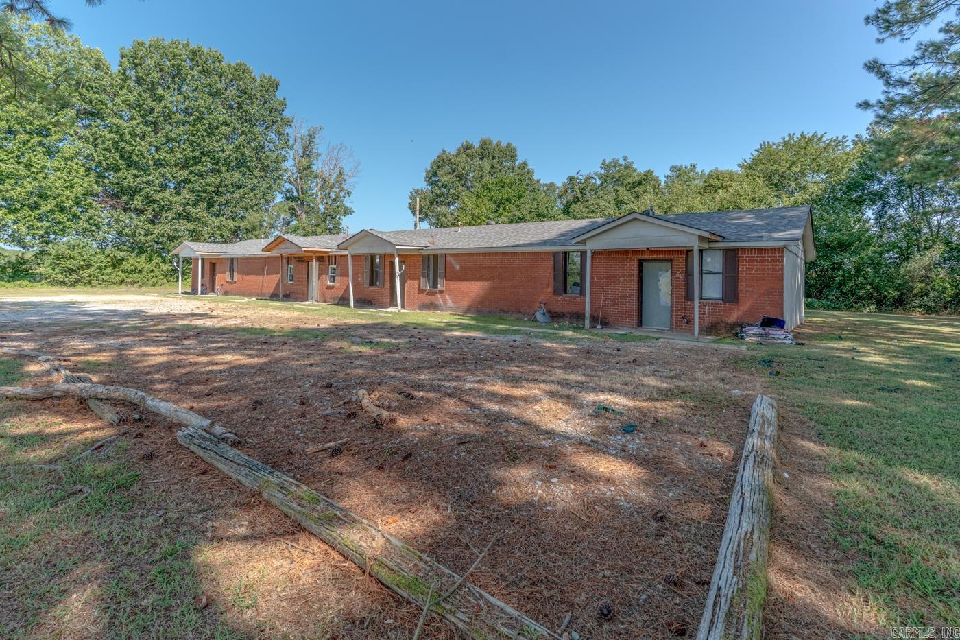 1261 County Road 380 Property Photo 2