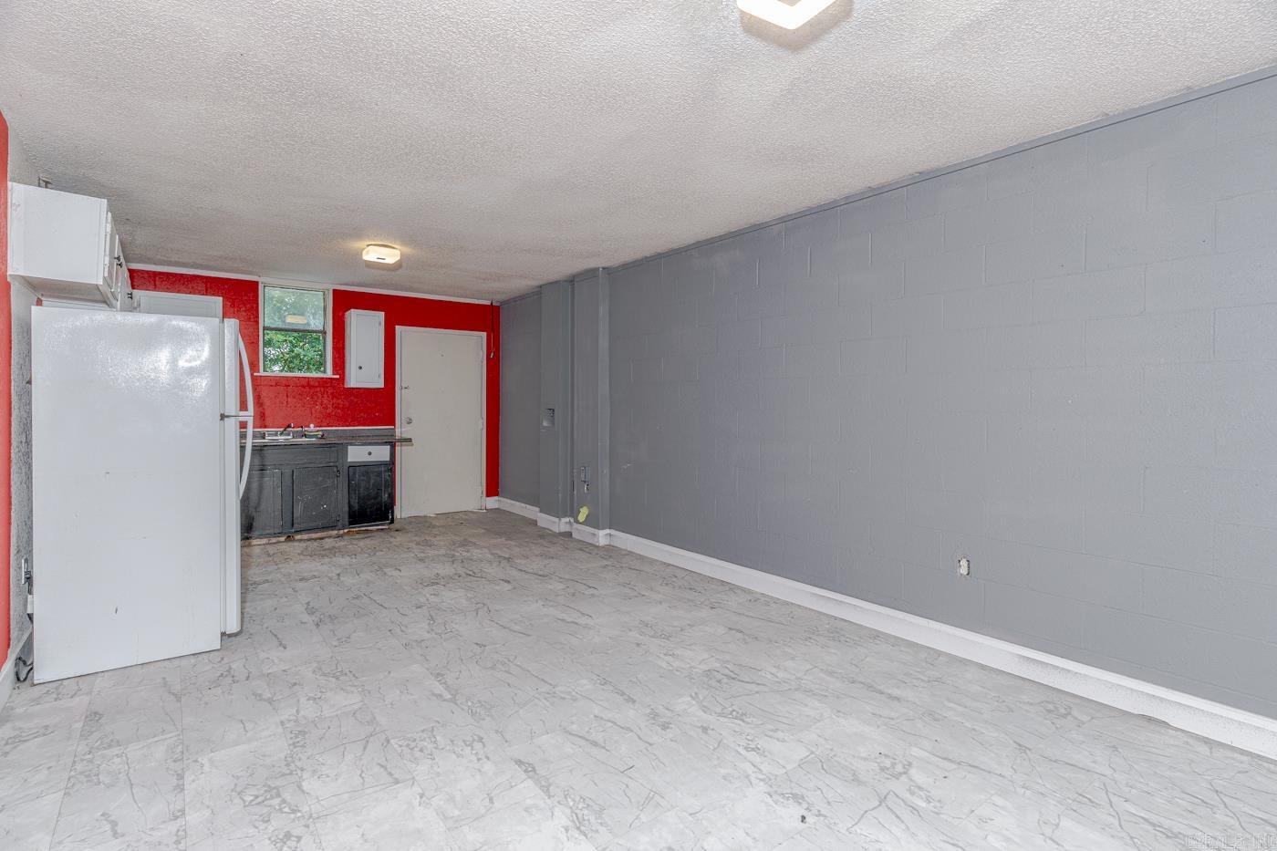 1261 County Road 380 Property Photo 5