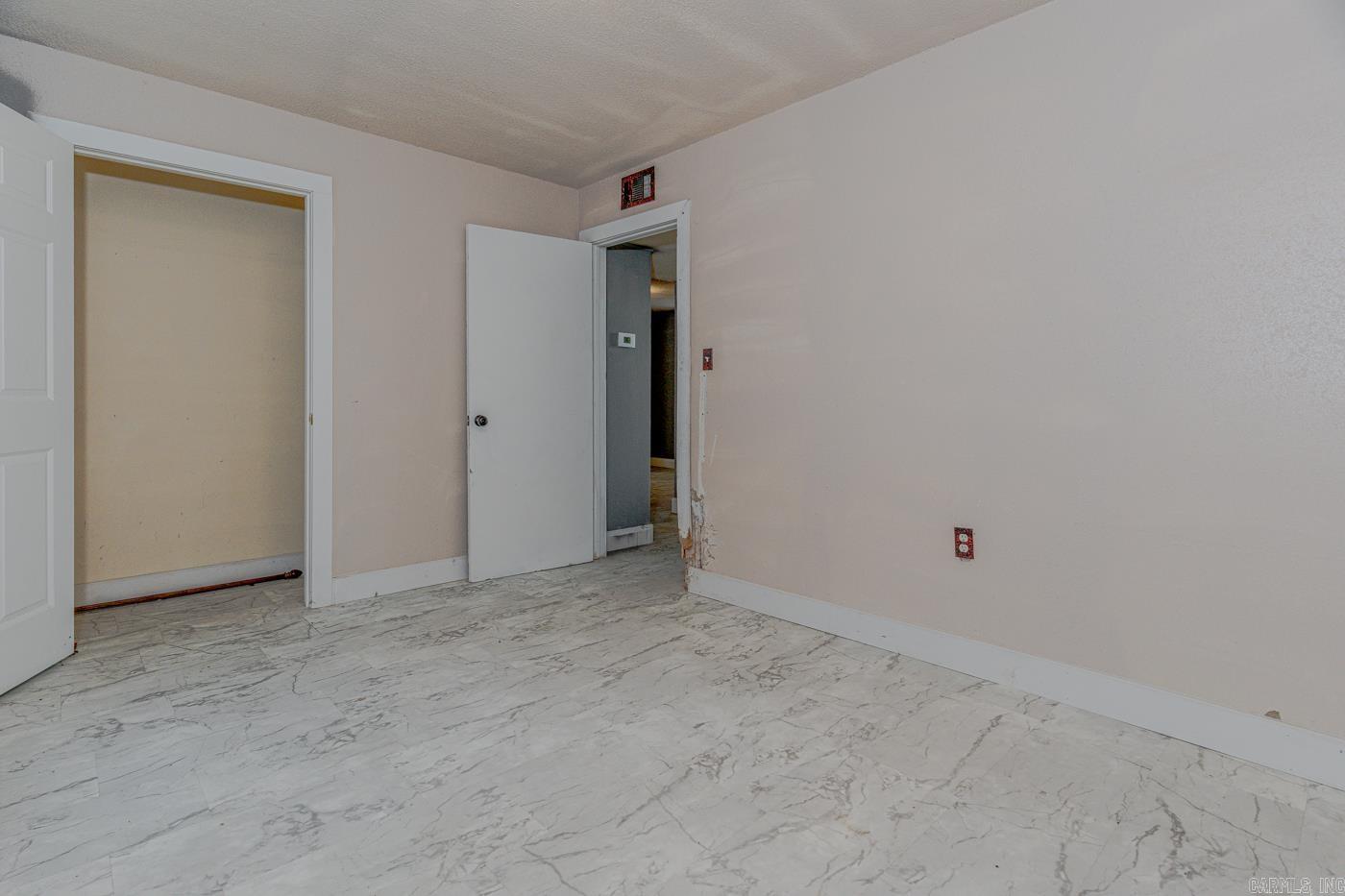 1261 County Road 380 Property Photo 15