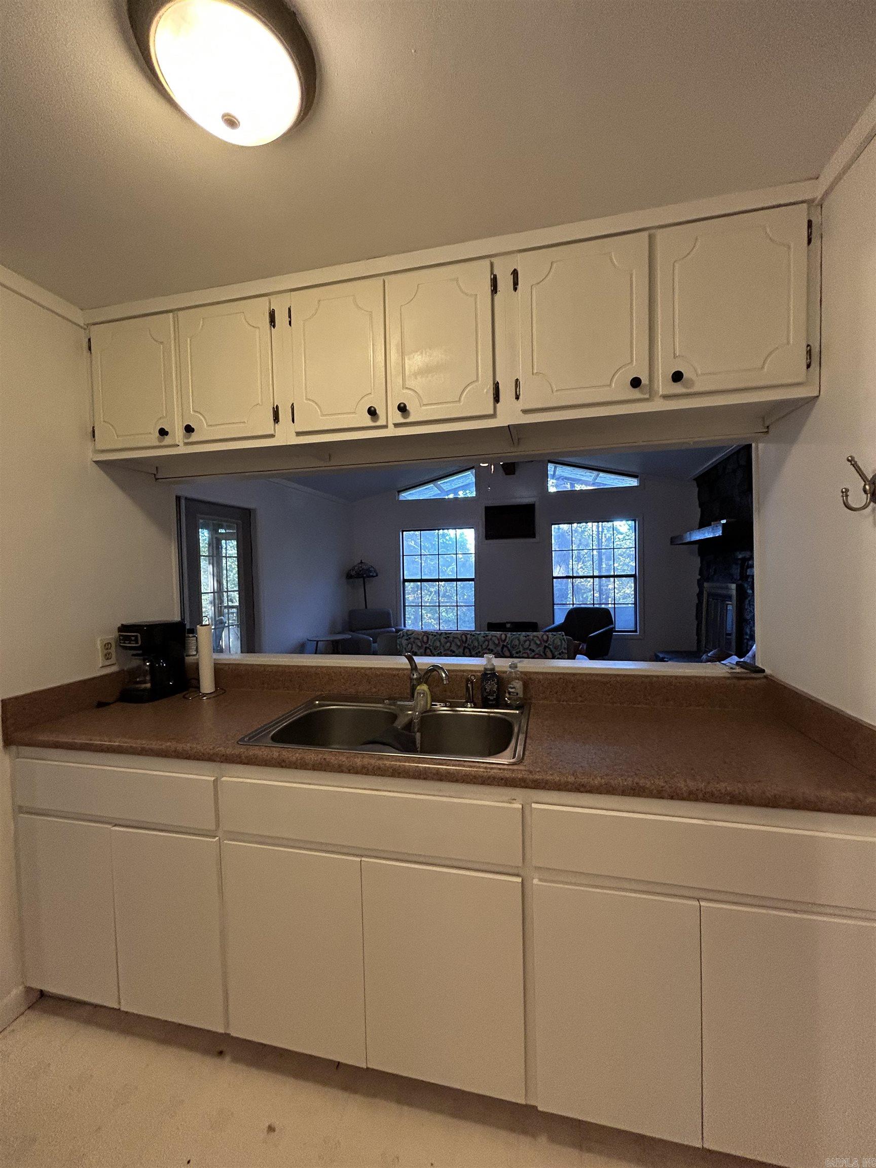 10 Brook Hollow Road Property Photo 6