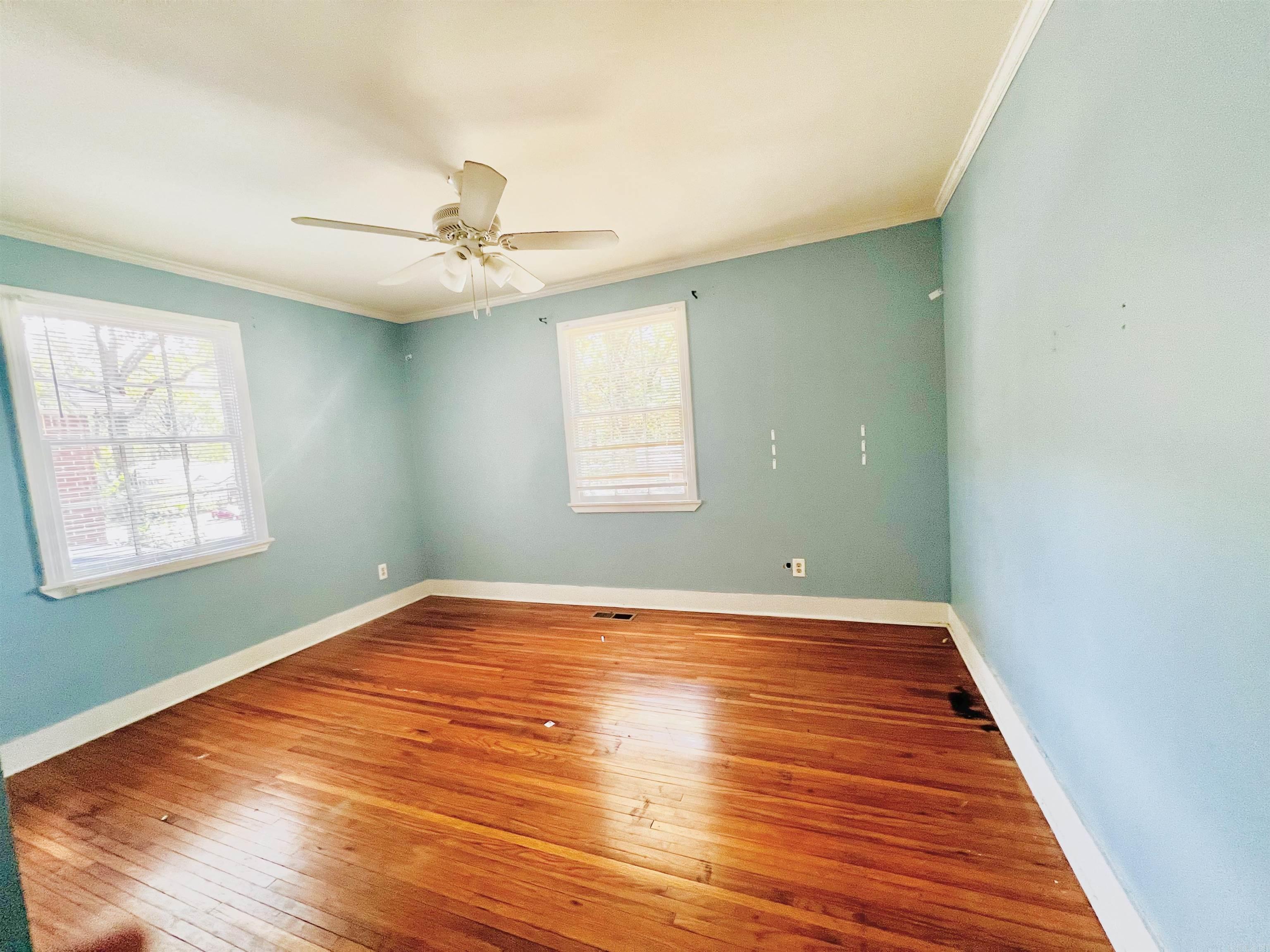 1313 S Fillmore Property Photo 6