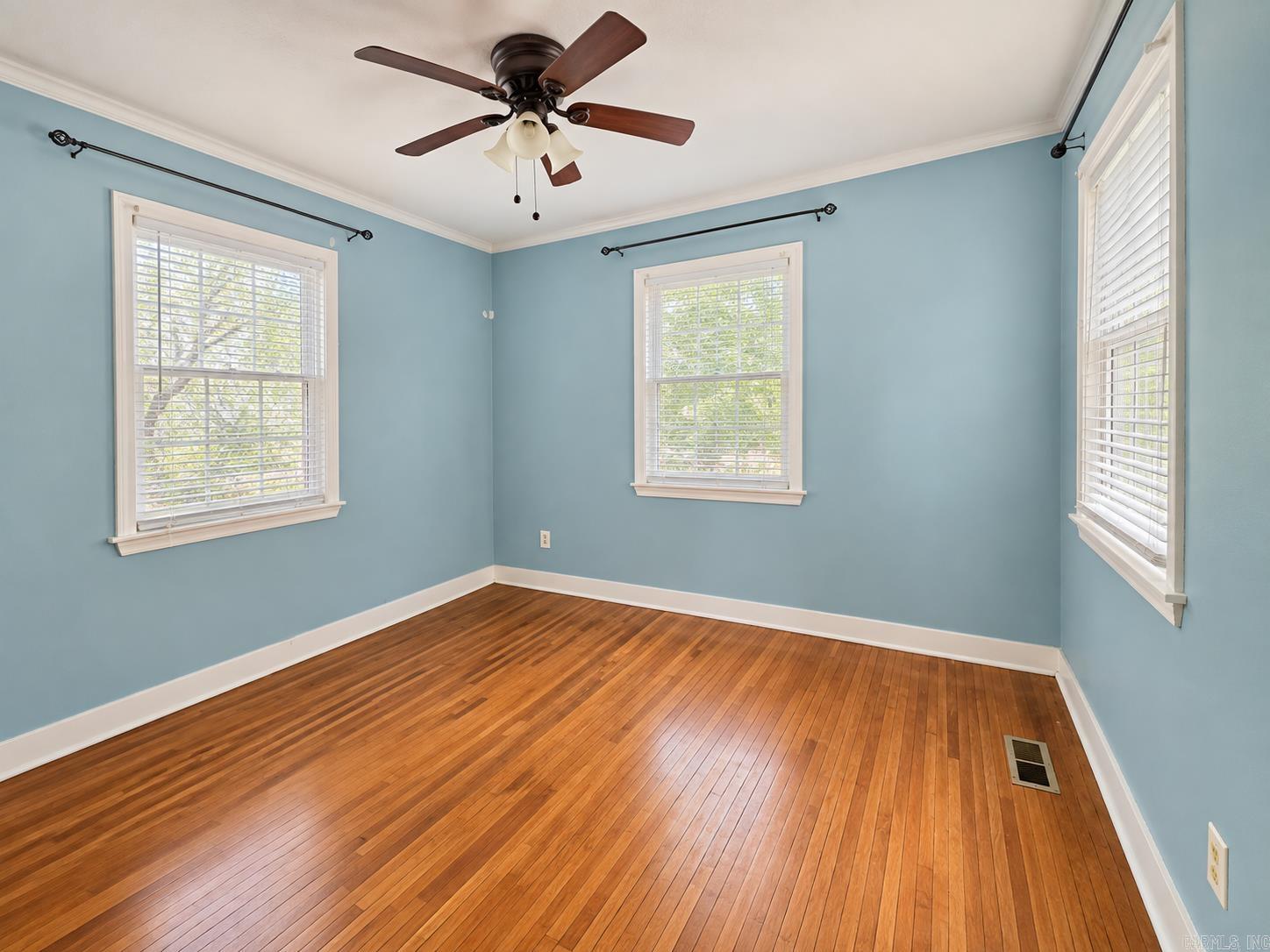 1313 S Fillmore Property Photo 7