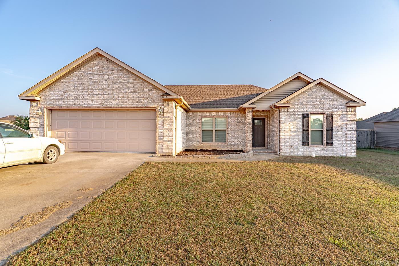 1116 Gregory Ct Property Photo 1