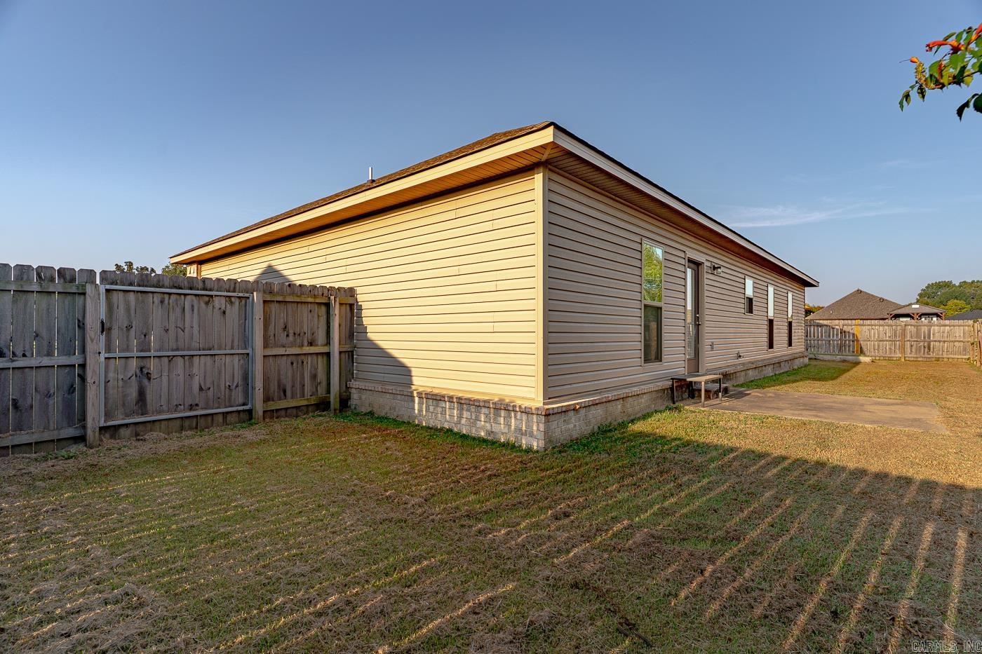 1116 Gregory Ct Property Photo 25