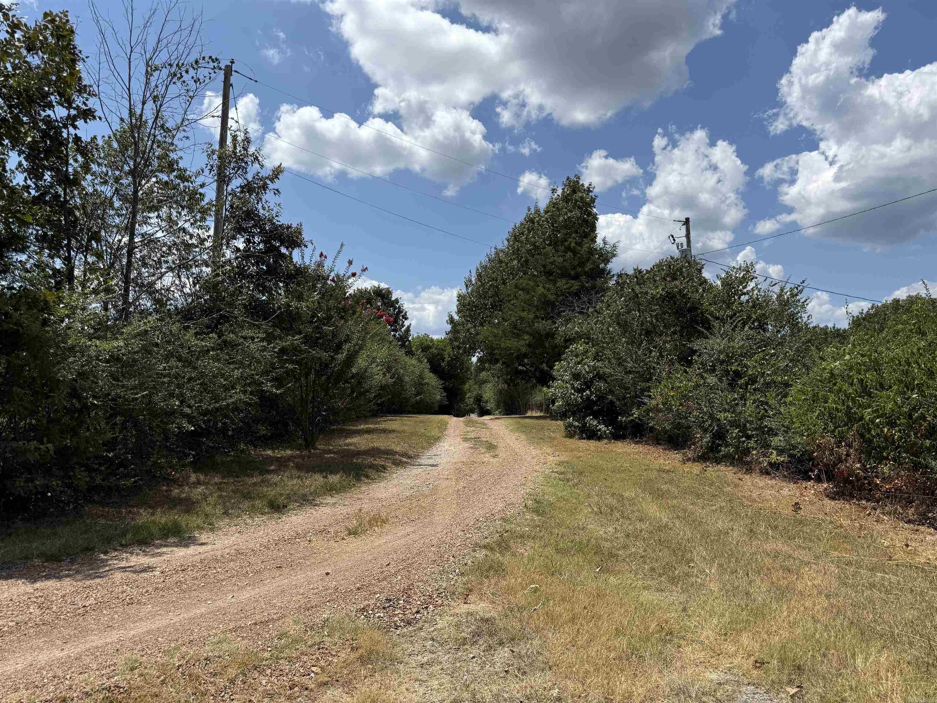 000 E. Club Rd. Property Photo 4