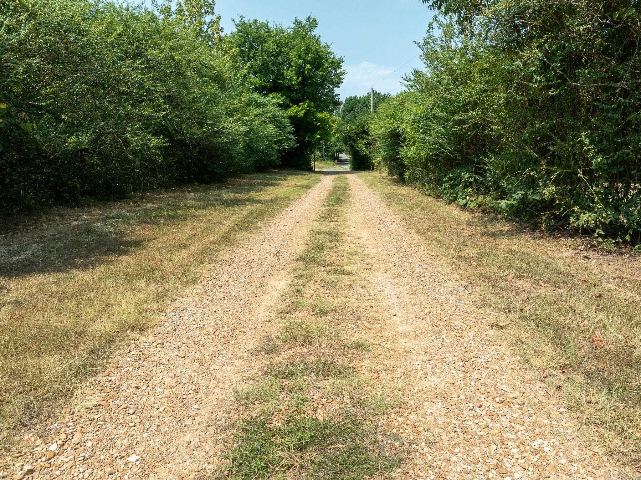 000 E. Club Rd. Property Photo 9