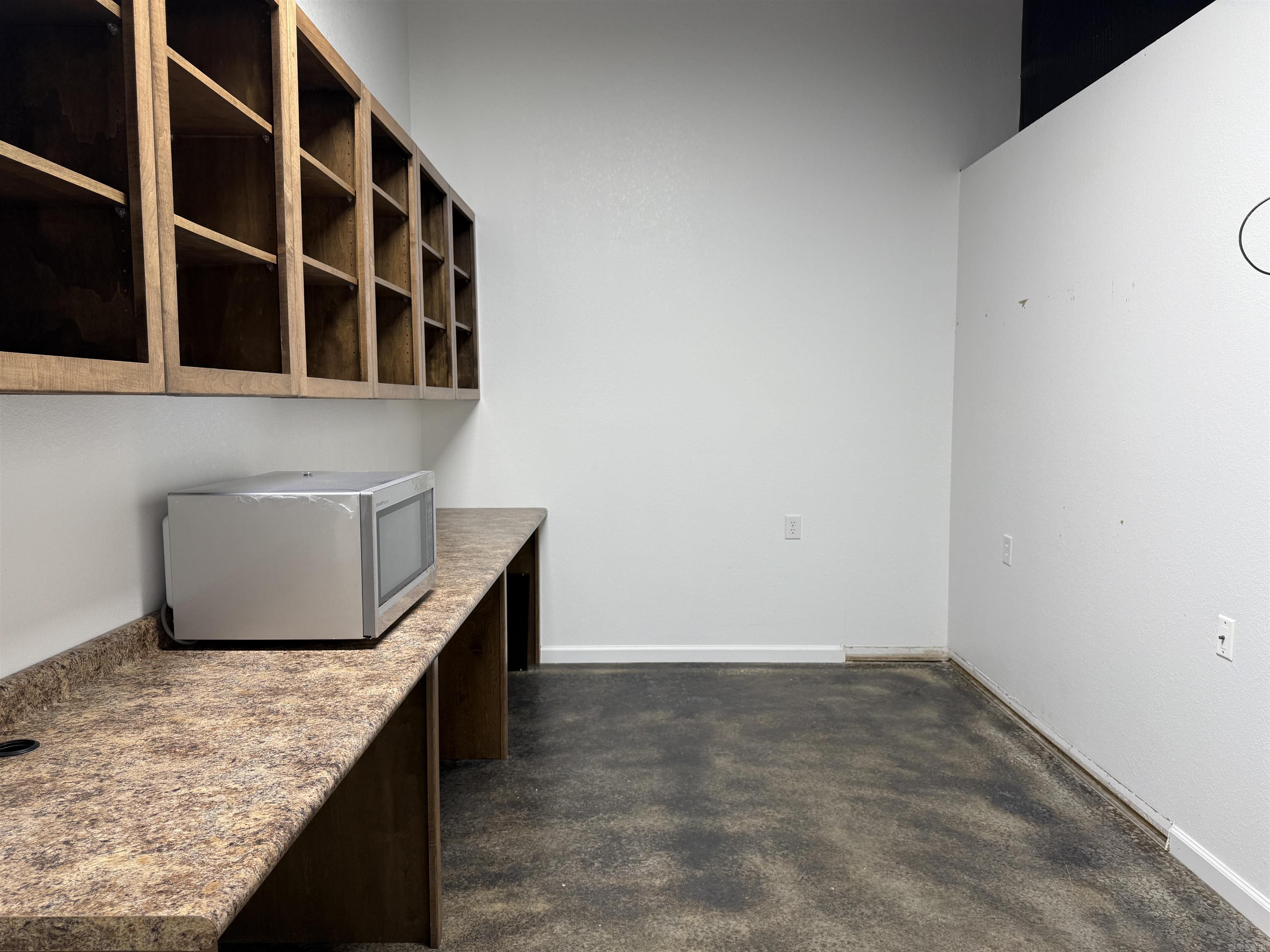 3501 Stonegate Drive Property Photo 16