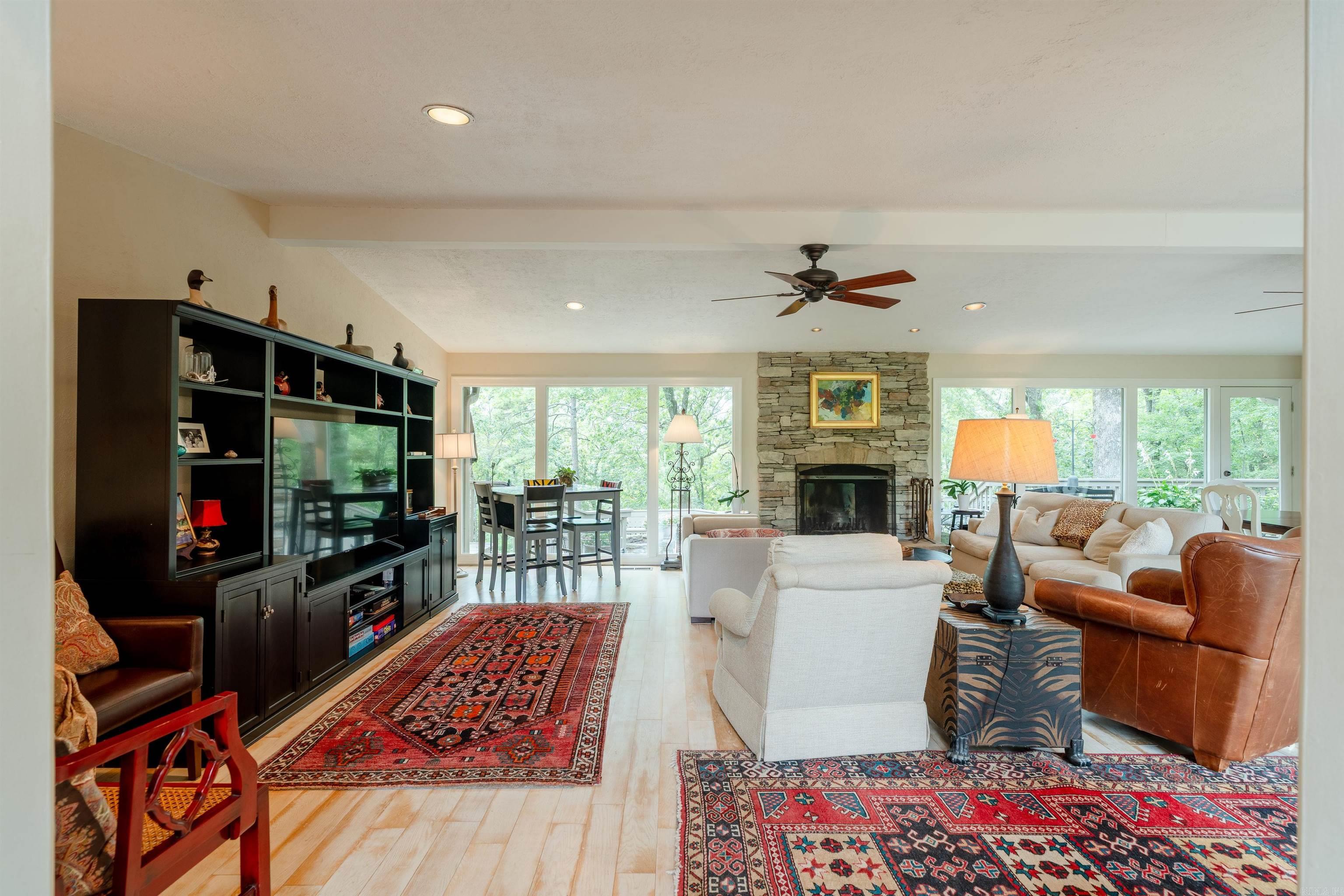 505 Golf Drive Property Photo 6