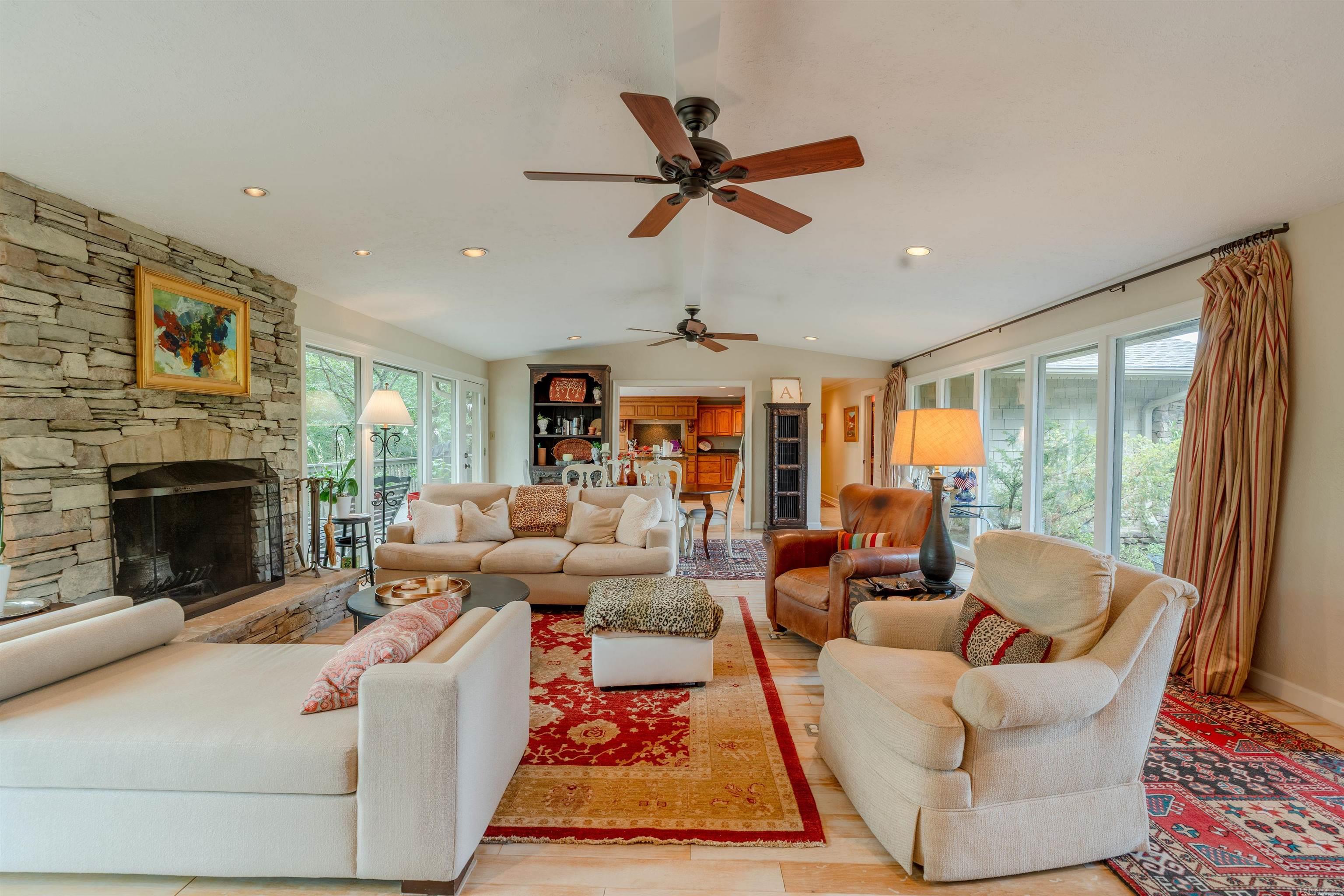 505 Golf Drive Property Photo 11