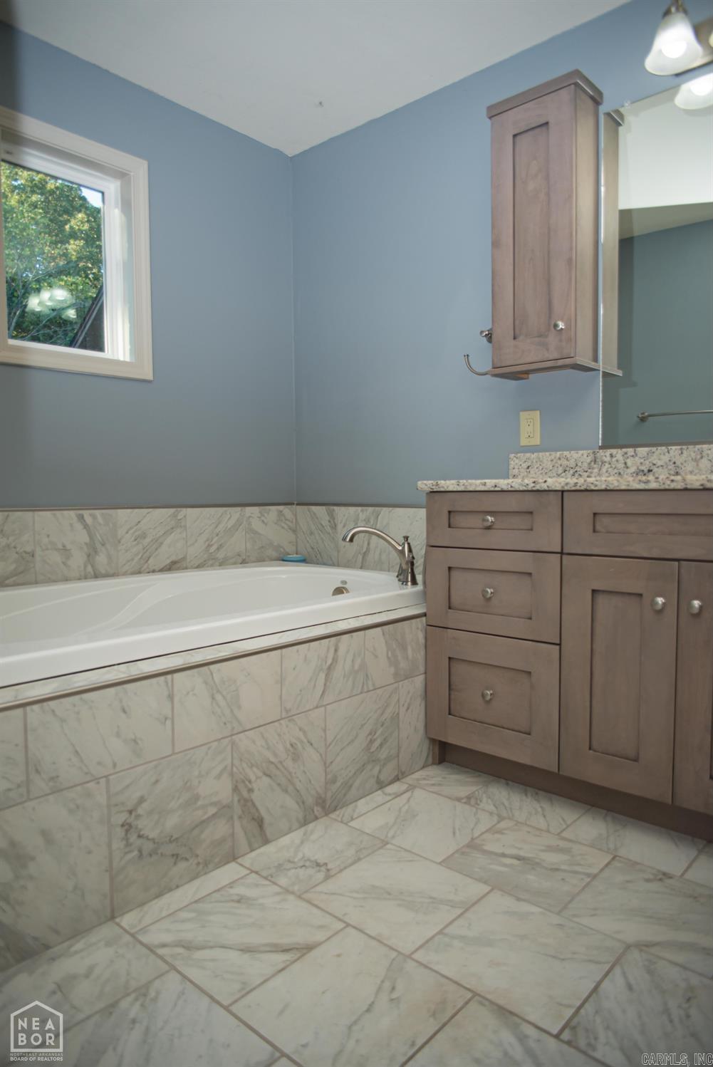 2012 E Lawson Road Property Photo 13