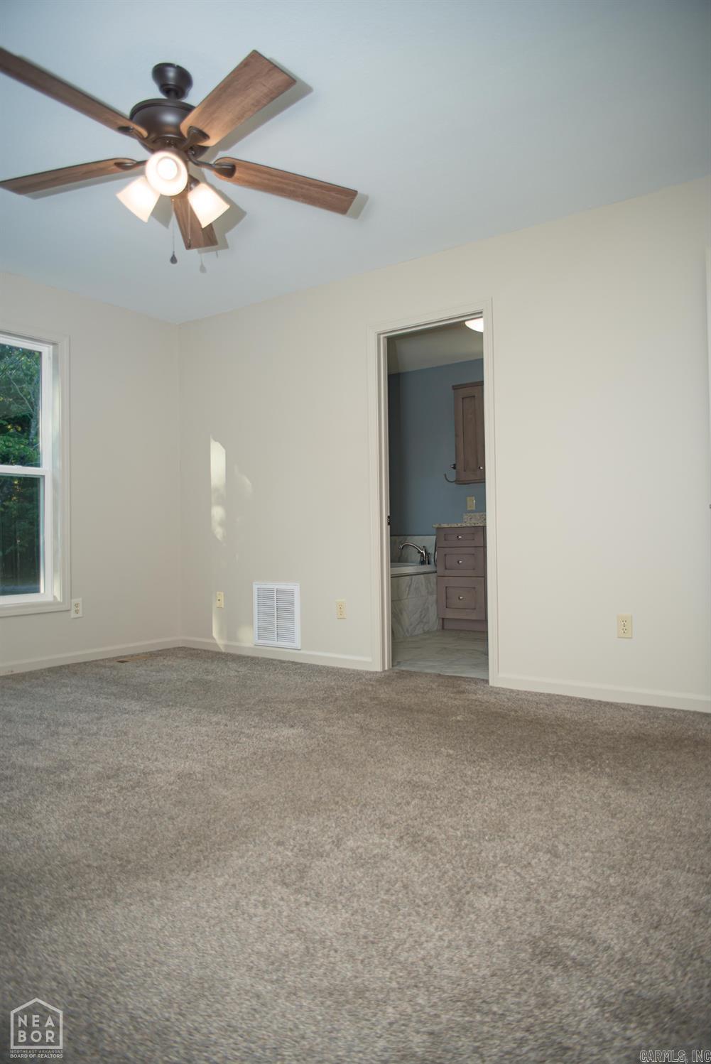 2012 E Lawson Road Property Photo 18