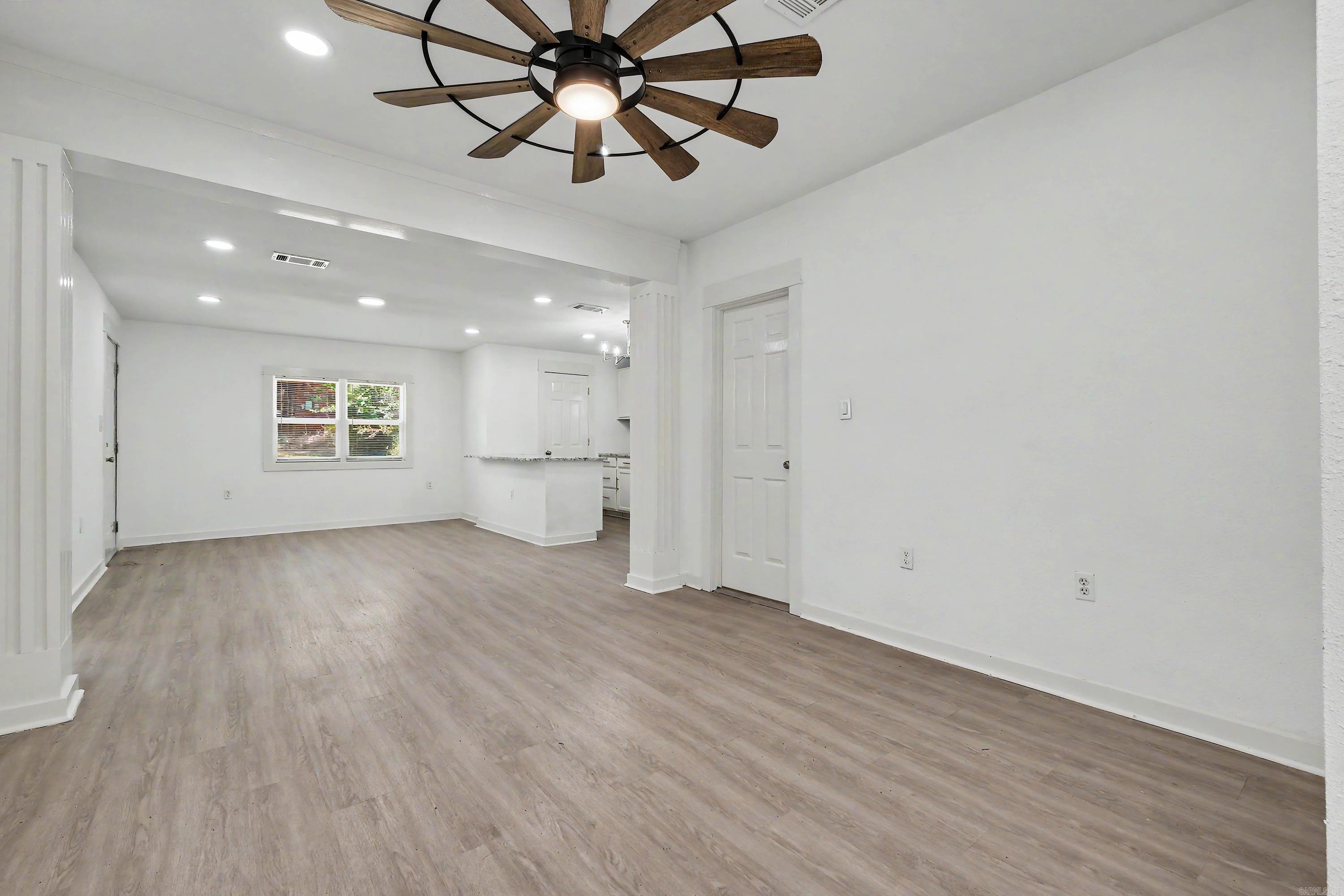 2720 S Spring Street Property Photo 2
